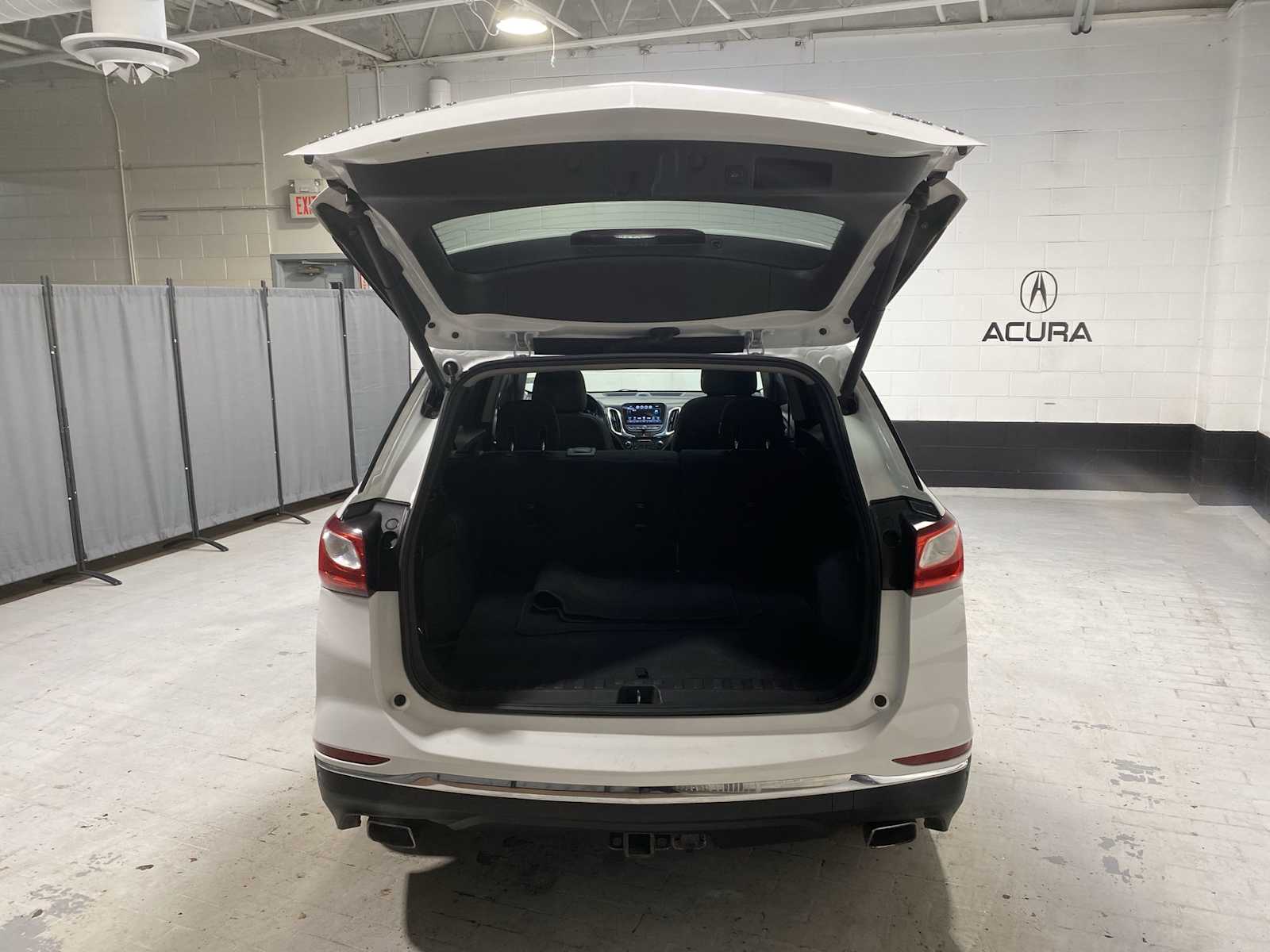 Thumbnail: 2018 Chevrolet Equinox - 19