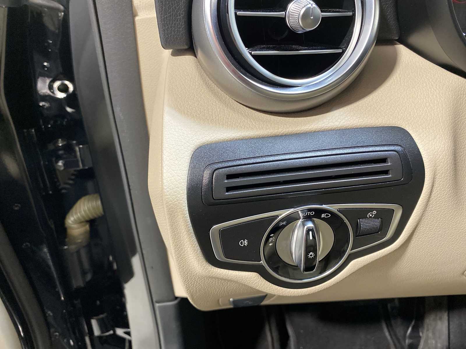 2016 Mercedes-Benz GLC 300 23
