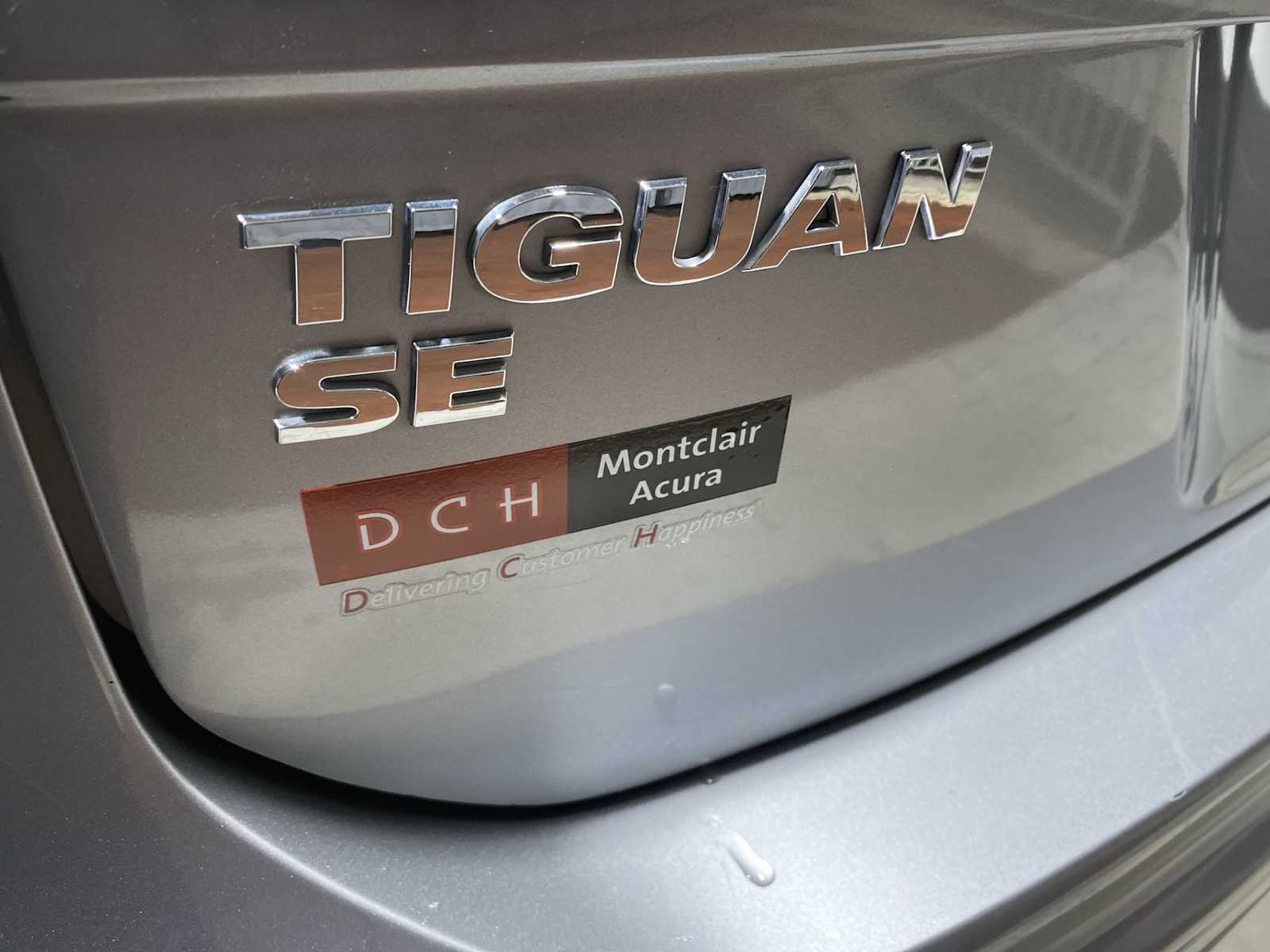 Thumbnail: 2020 Volkswagen Tiguan - 7