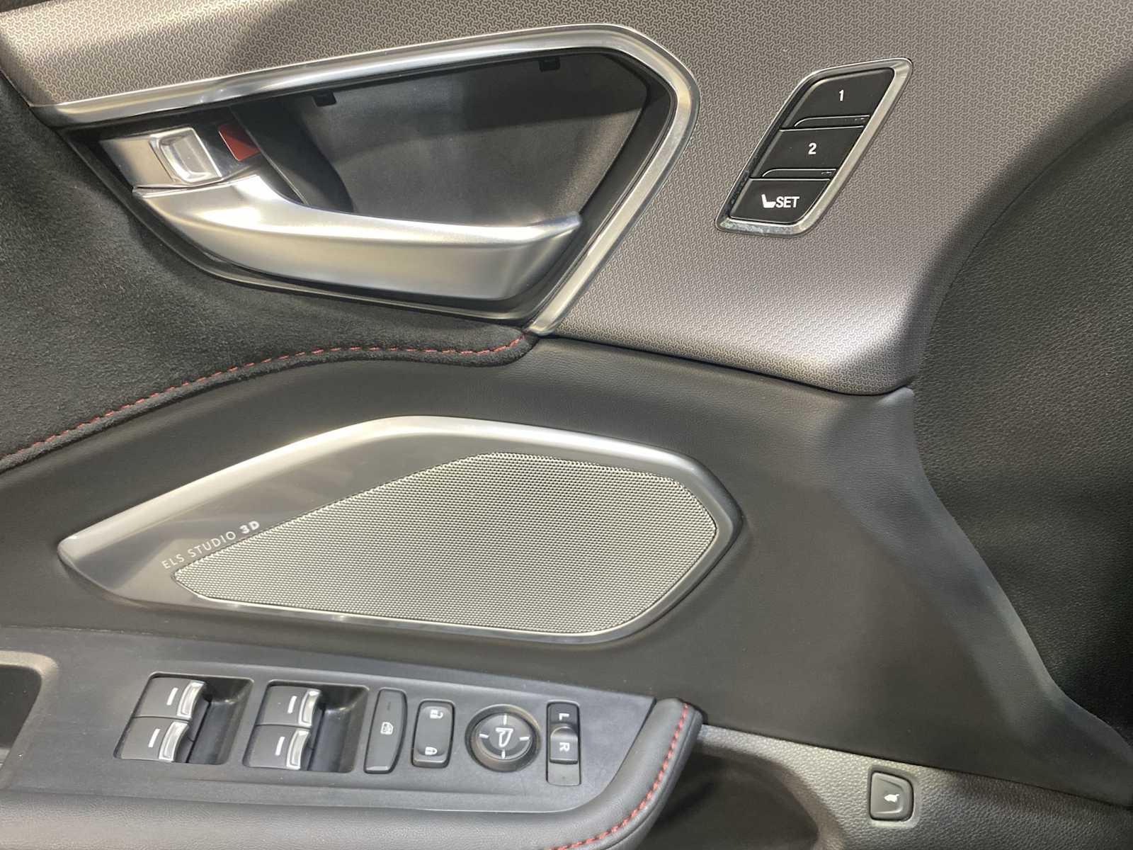 Thumbnail: 2023 Acura RDX - 23