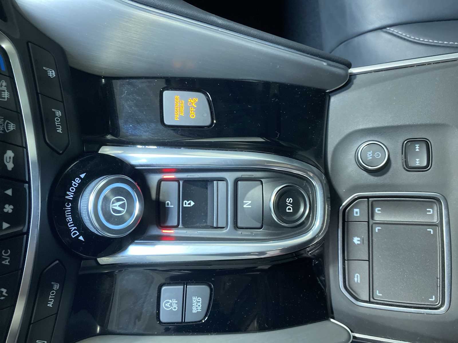 Thumbnail: 2024 Acura TLX - 17