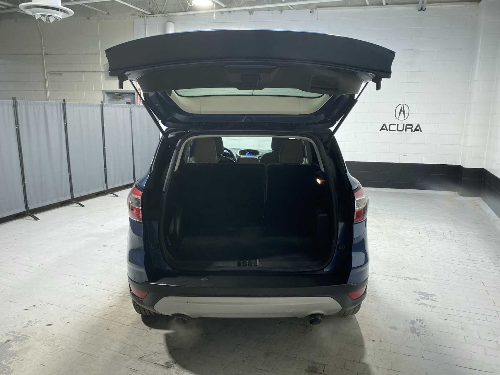 Thumbnail: 2018 Ford Escape - 19