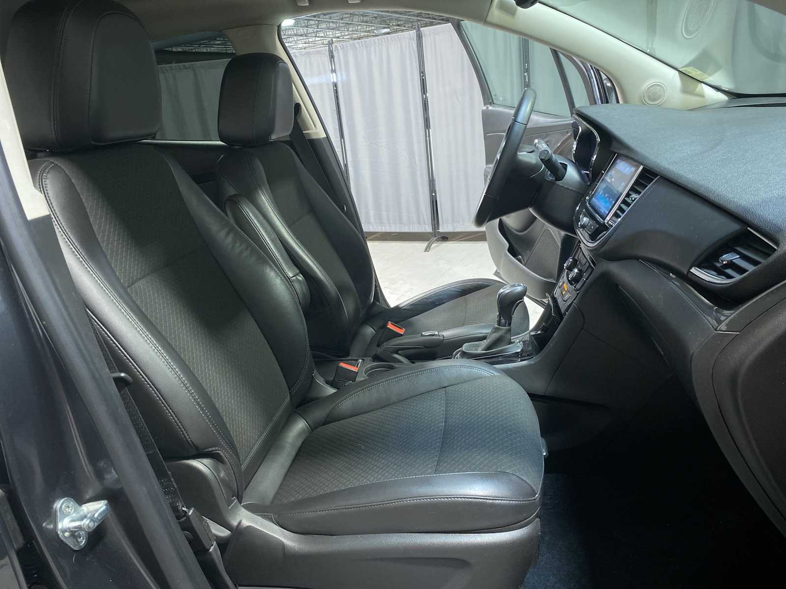 Thumbnail: 2017 Buick Encore - 14