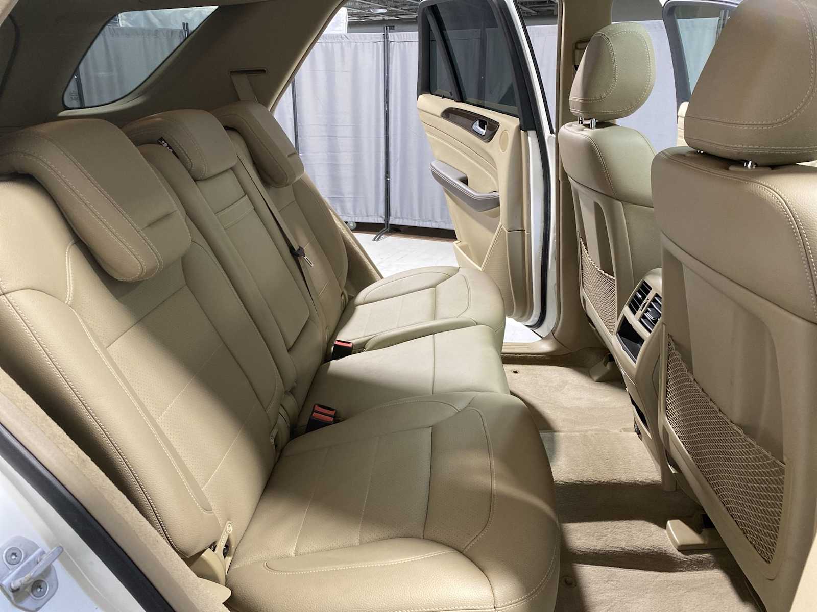 Thumbnail: 2015 Mercedes-Benz M-Class - 13