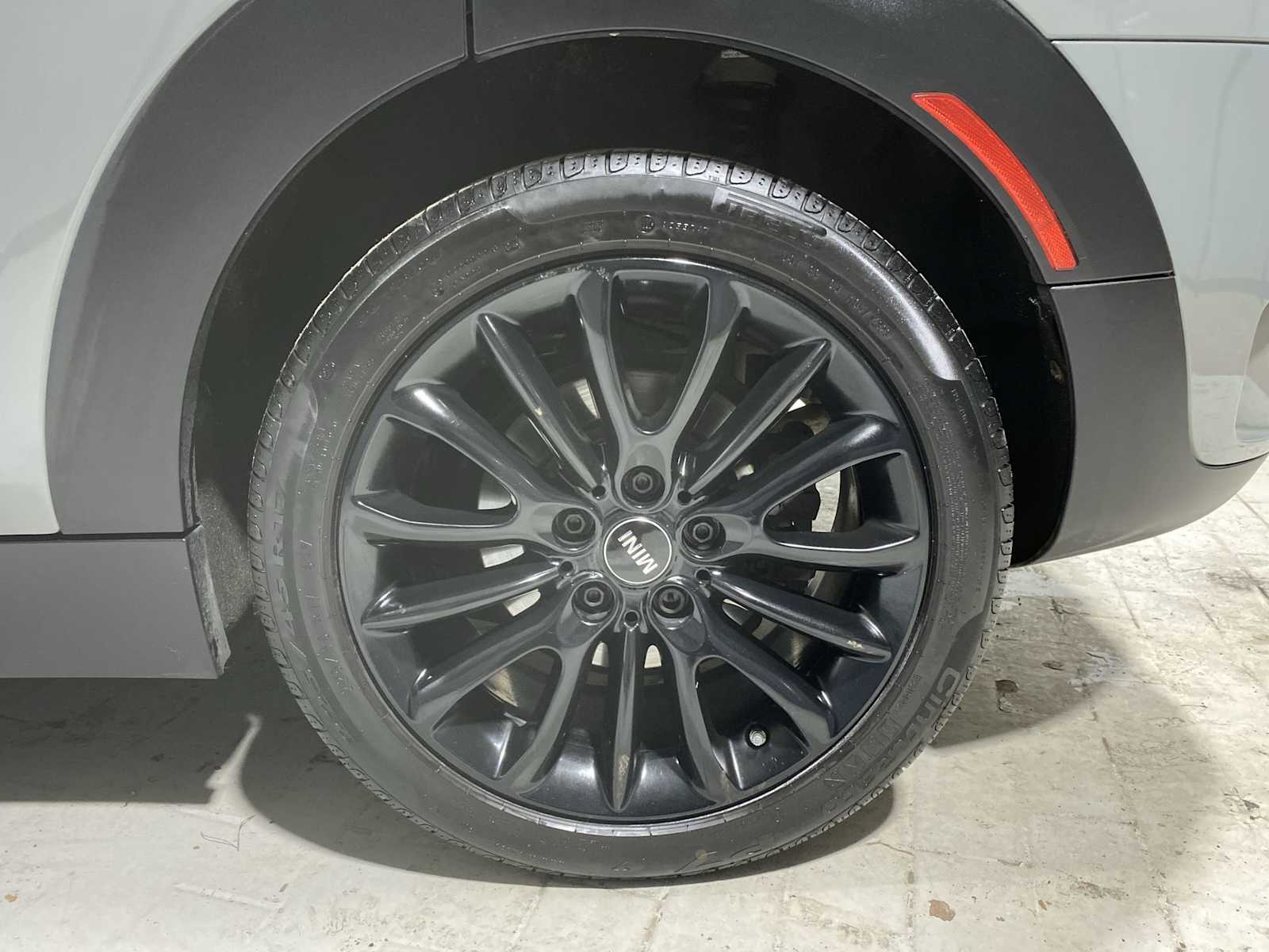 Thumbnail: 2019 MINI Cooper Clubman - 8