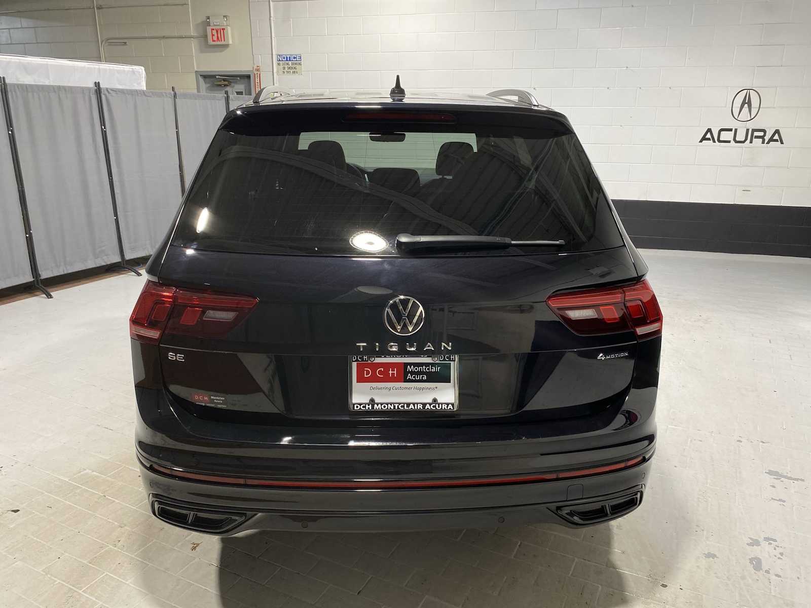 Thumbnail: 2022 Volkswagen Tiguan - 5