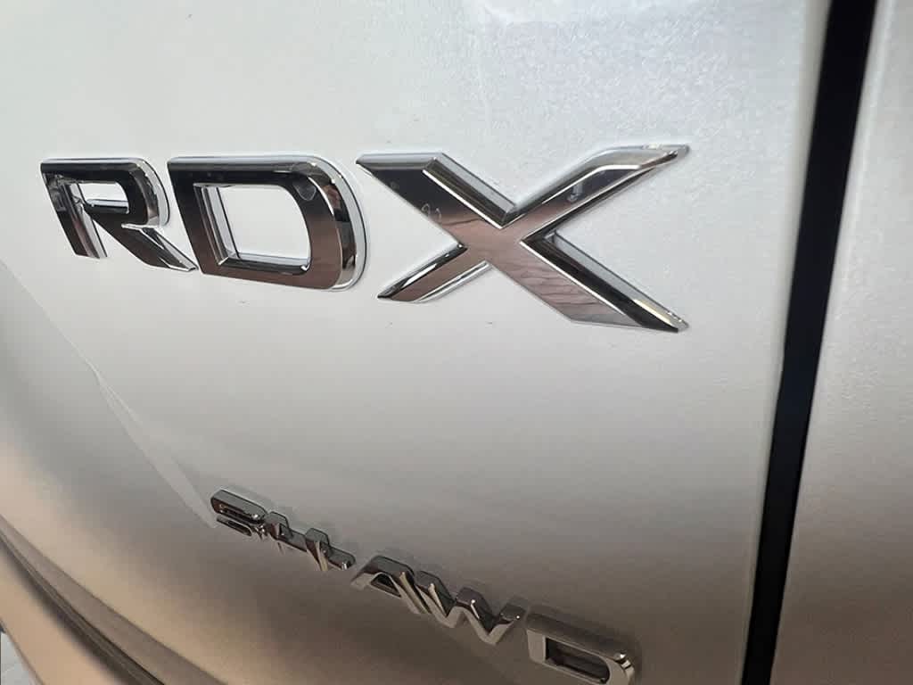 Thumbnail: 2025 Acura RDX - 9