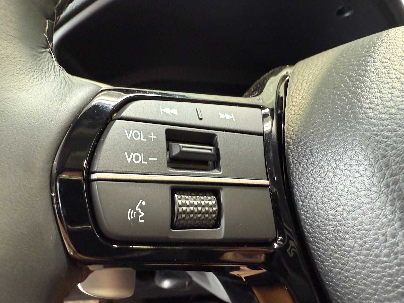 Thumbnail: 2026 Acura ADX - 16