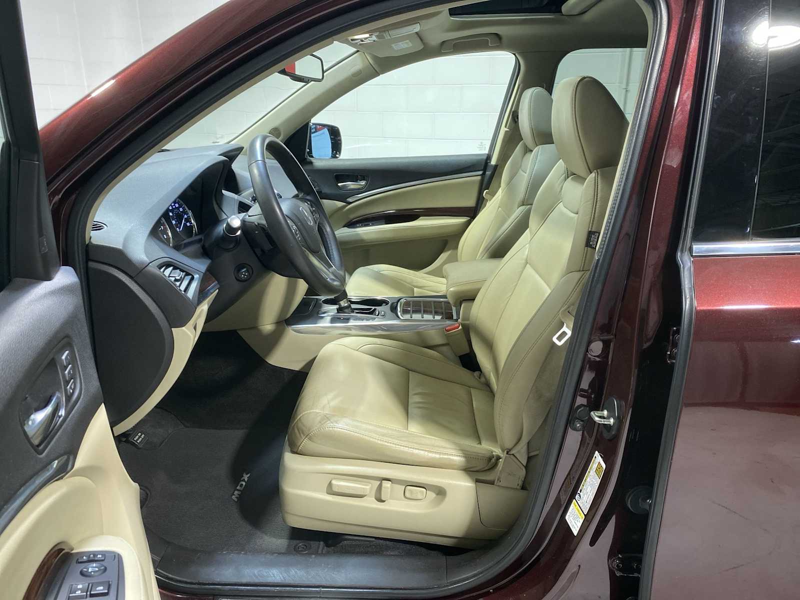 Thumbnail: 2015 Acura MDX - 2