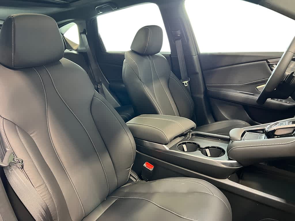 Thumbnail: 2026 Acura RDX - 36