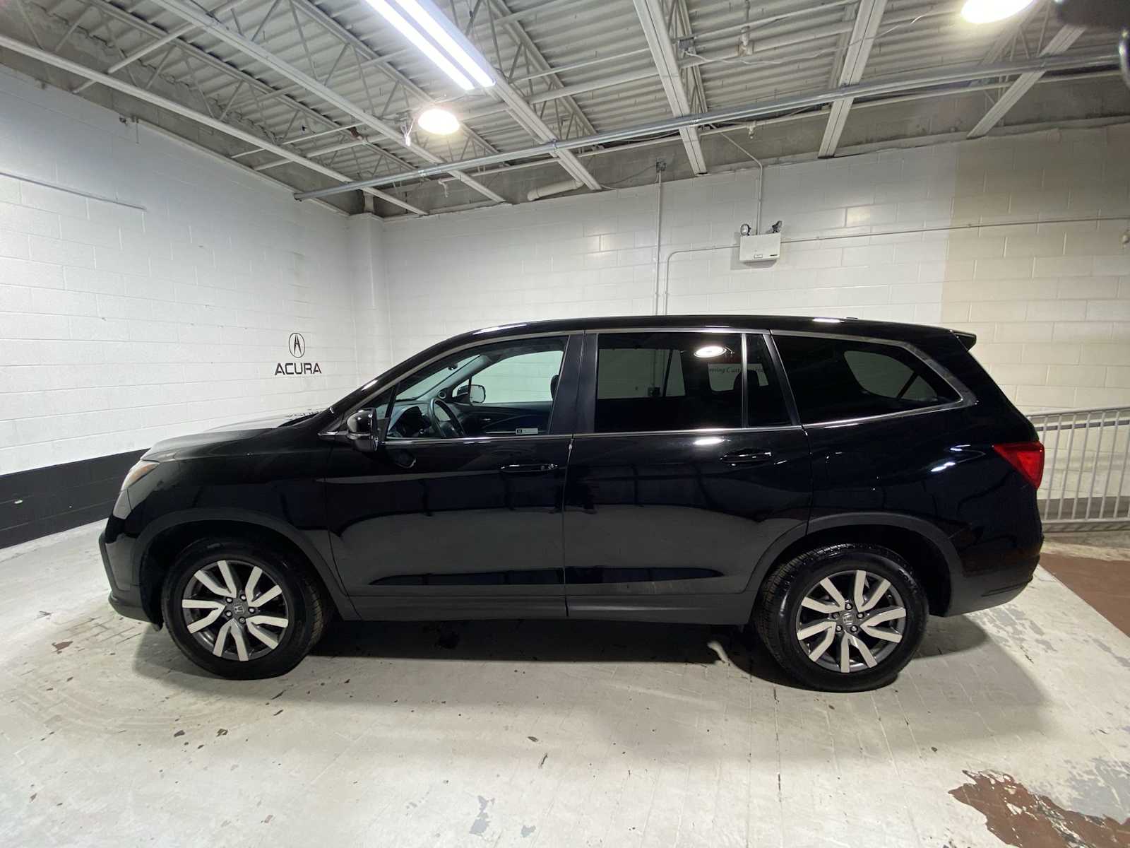 Thumbnail: 2019 Honda Pilot - 3