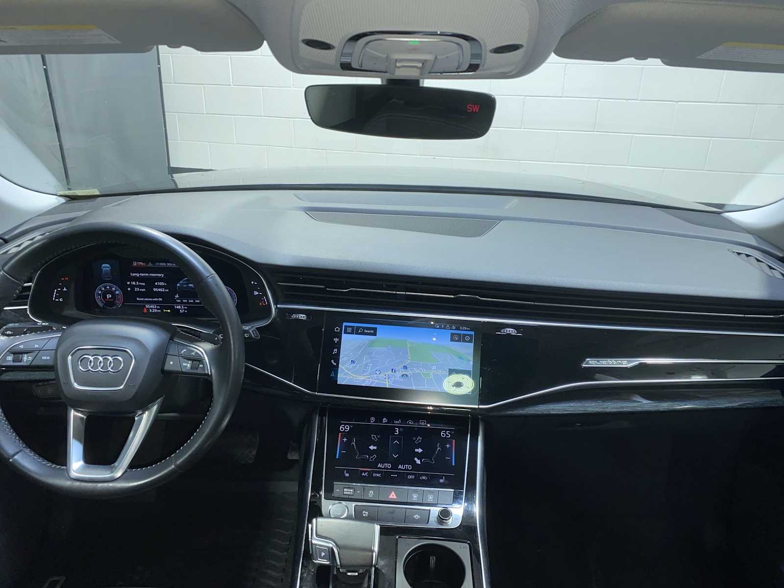 Thumbnail: 2020 Audi Q8 - 10