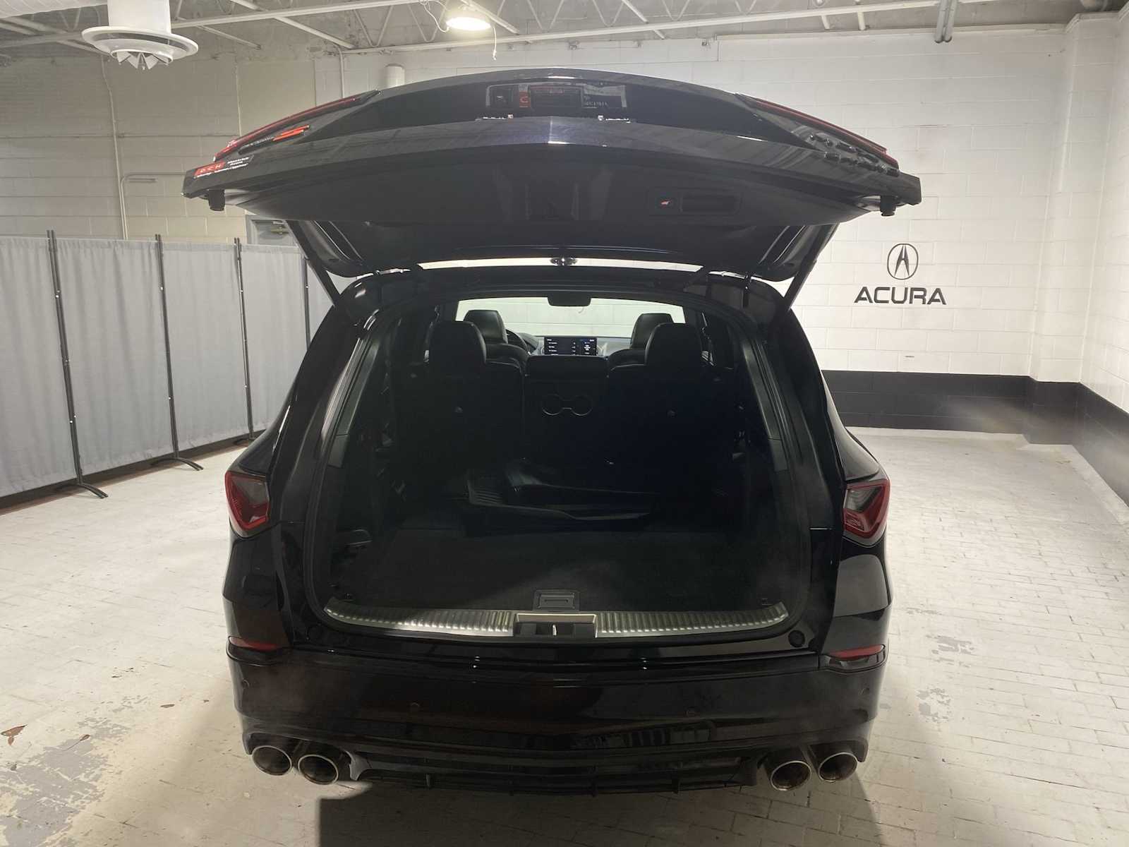 Thumbnail: 2024 Acura MDX - 19