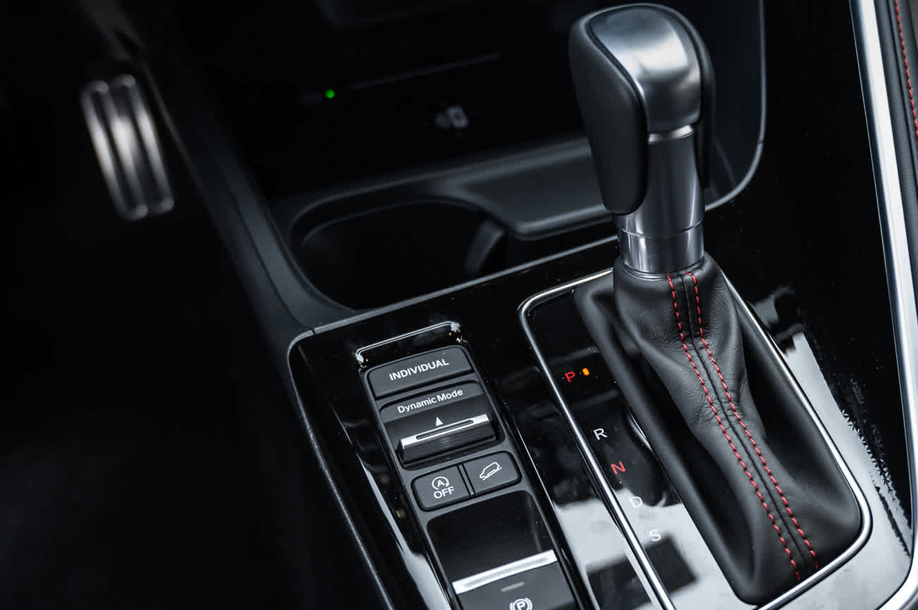 Thumbnail: 2025 Acura ADX - 16