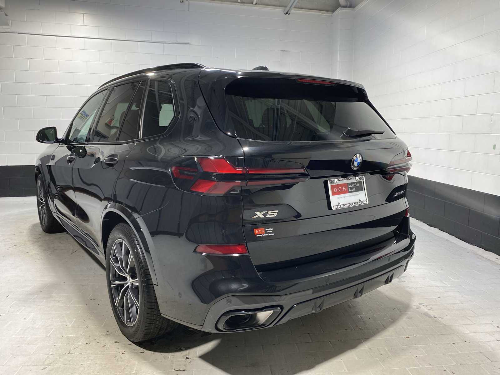 Thumbnail: 2025 BMW X5 - 4