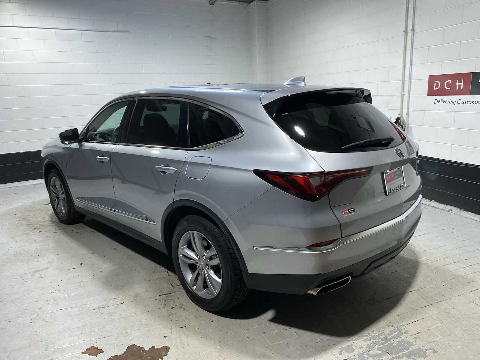 Thumbnail: 2024 Acura MDX - 4
