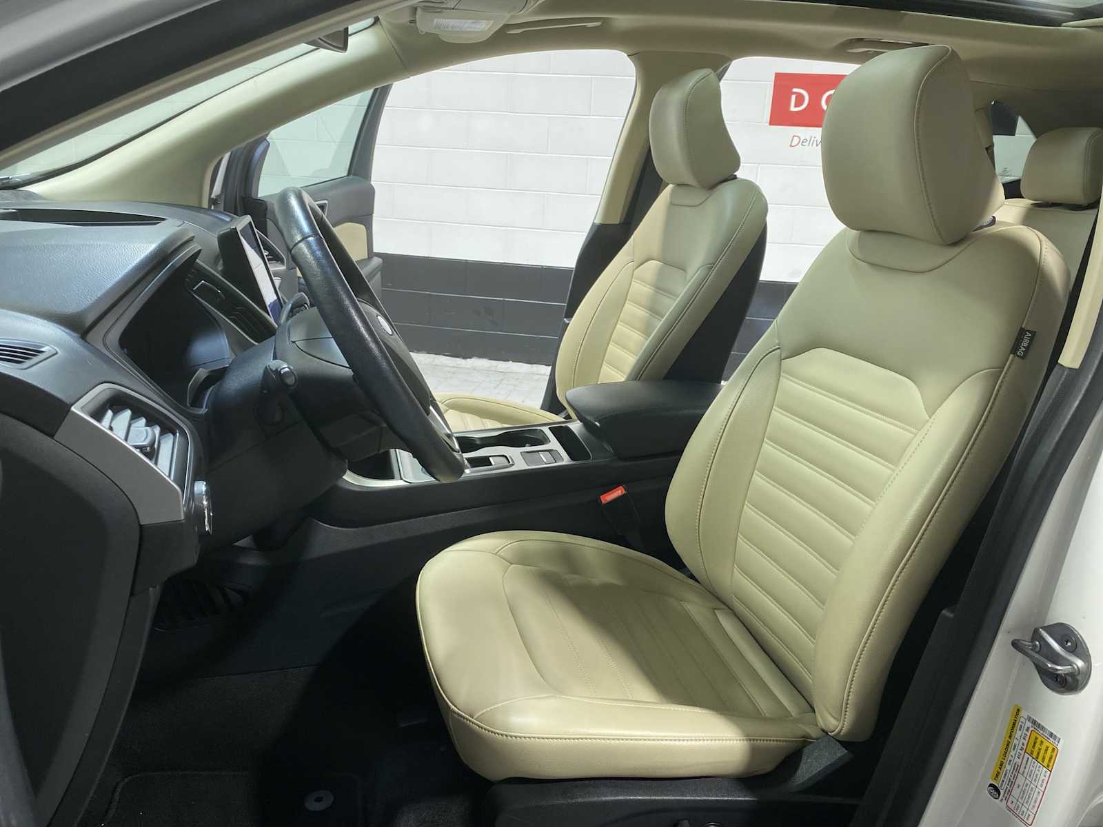 Thumbnail: 2022 Ford Edge - 11