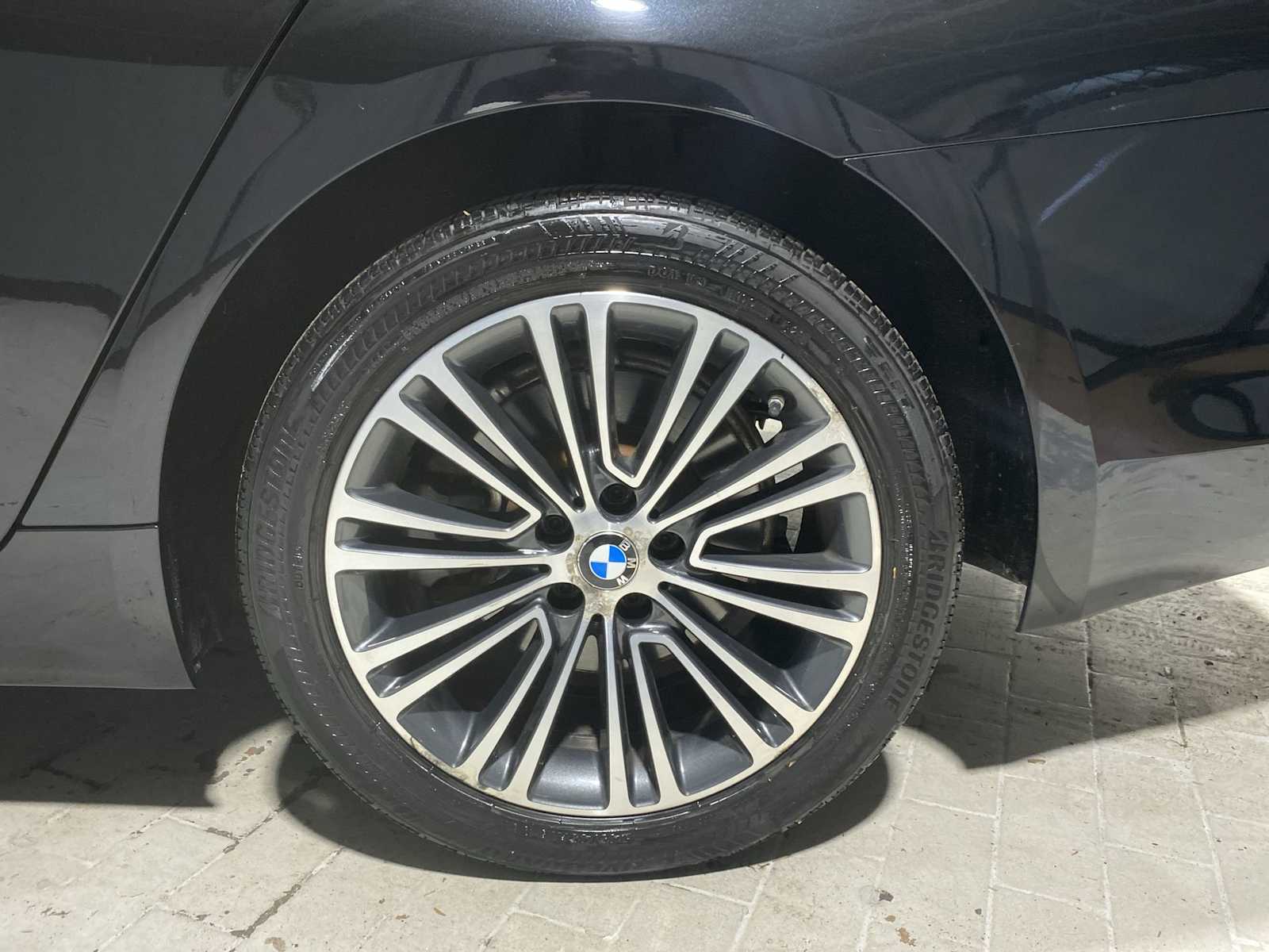 Thumbnail: 2018 BMW 5 Series - 8