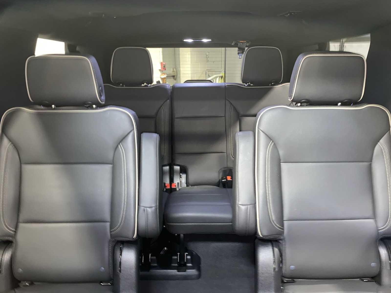 Thumbnail: 2023 GMC Yukon - 22