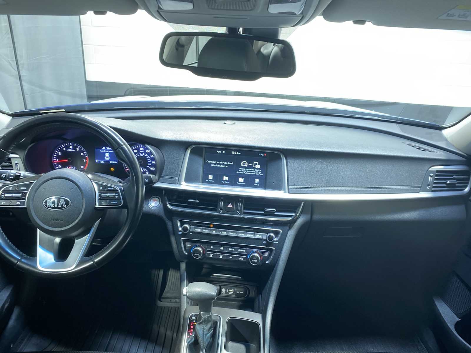 Thumbnail: 2019 Kia Optima - 10