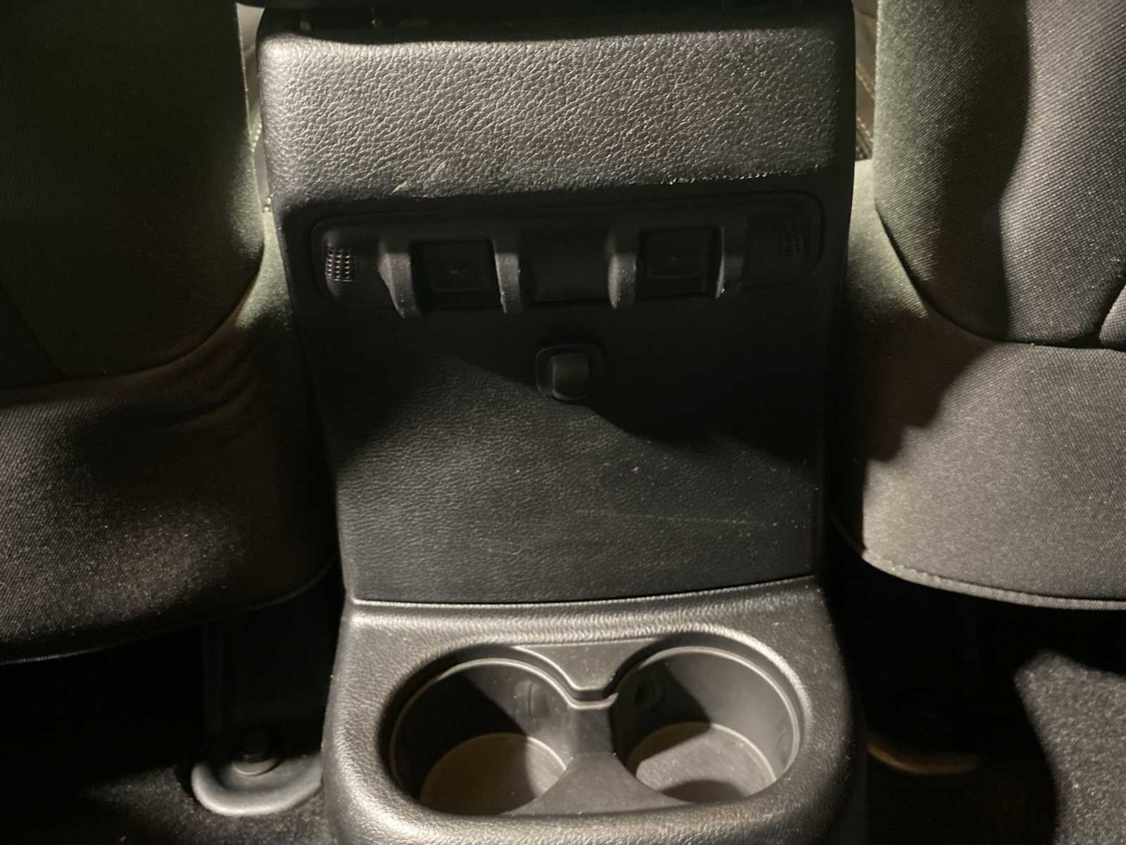 Thumbnail: 2013 Jeep Wrangler - 25