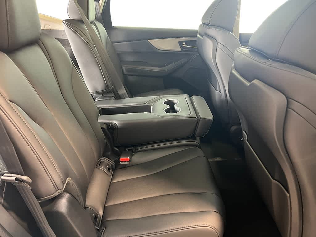 Thumbnail: 2026 Acura MDX - 33