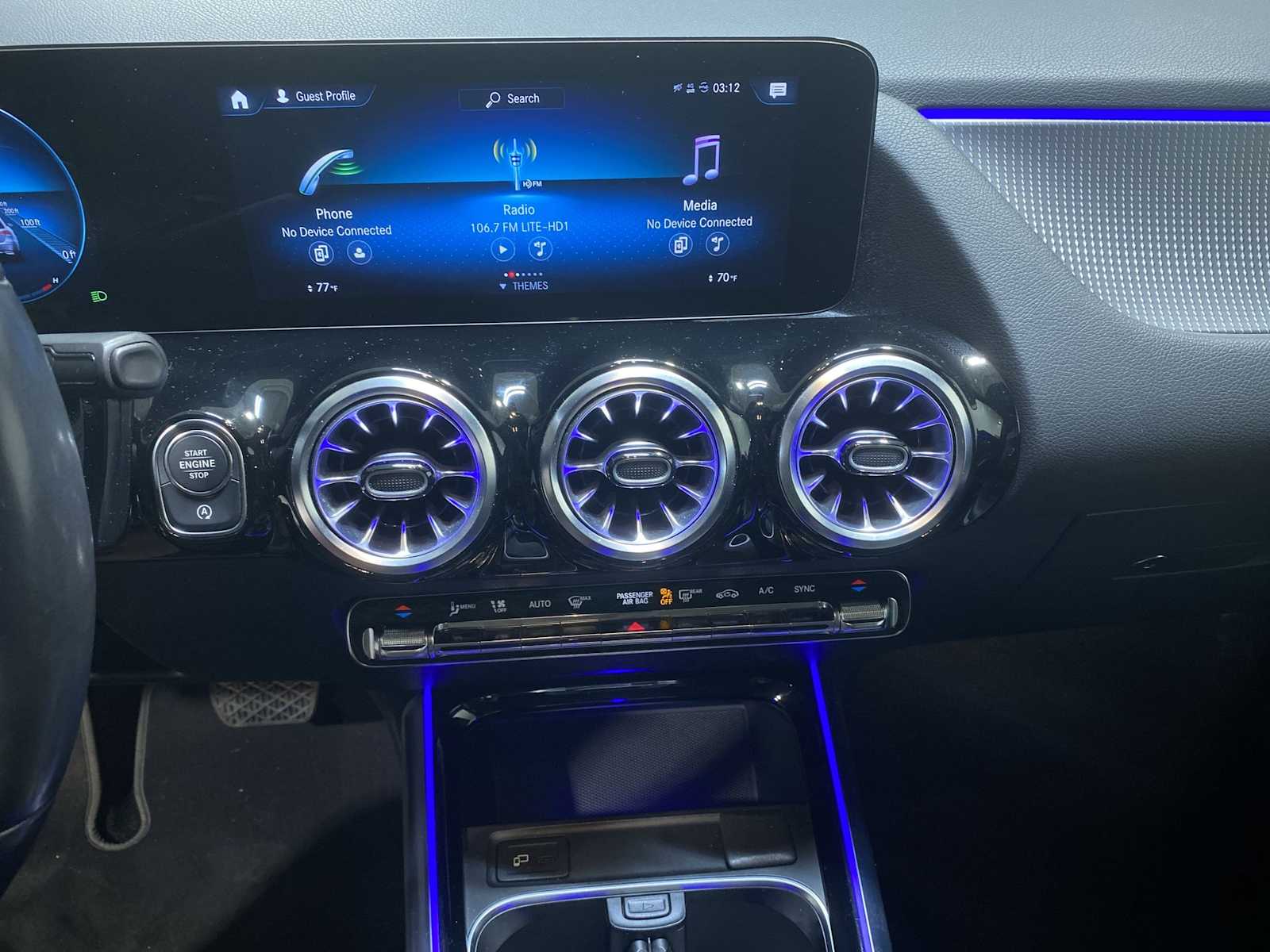 Thumbnail: 2022 Mercedes-Benz GLA - 16