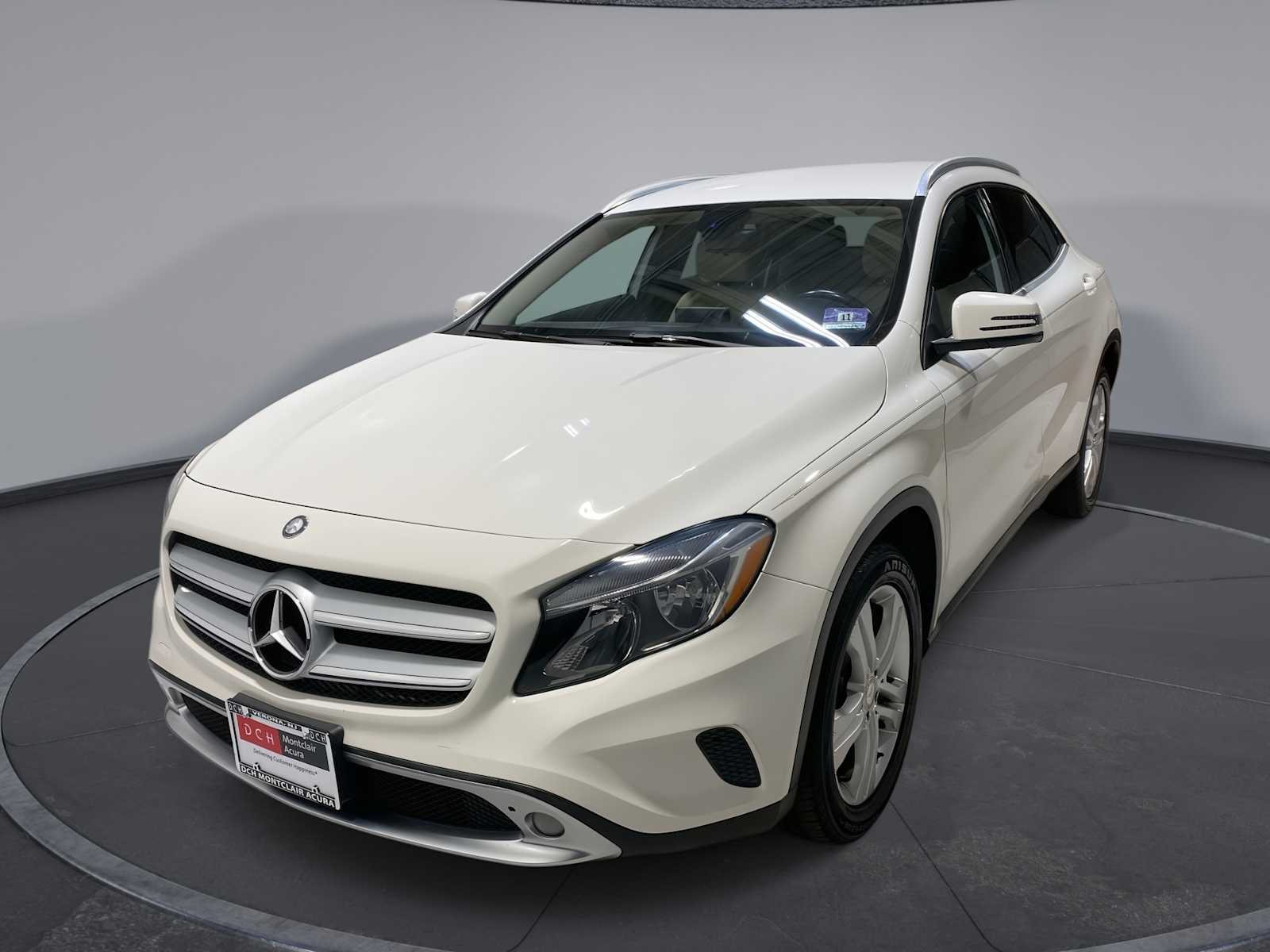 Thumbnail: 2015 Mercedes-Benz GLA - 1