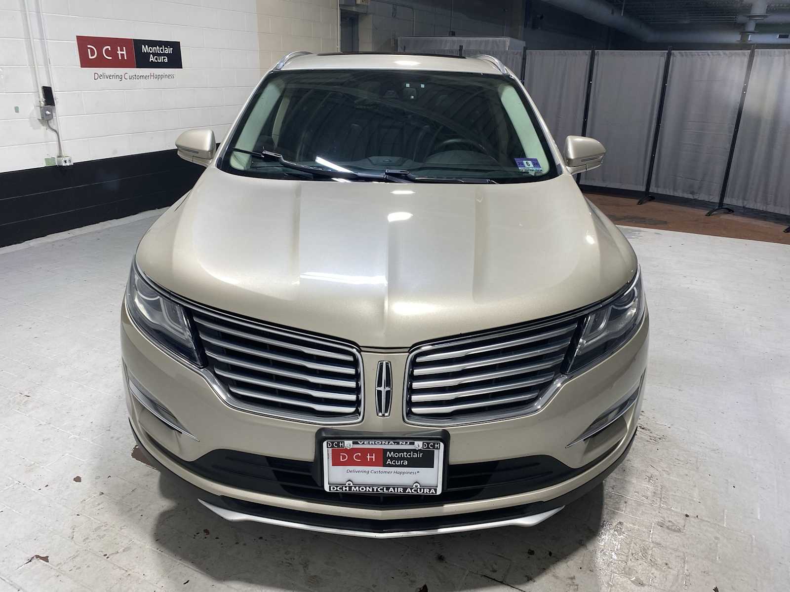 Thumbnail: 2017 Lincoln MKC - 6