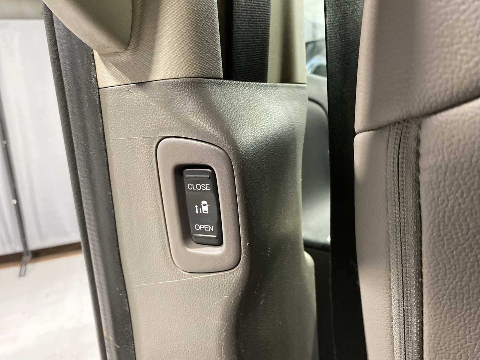 Thumbnail: 2014 Honda Odyssey - 25