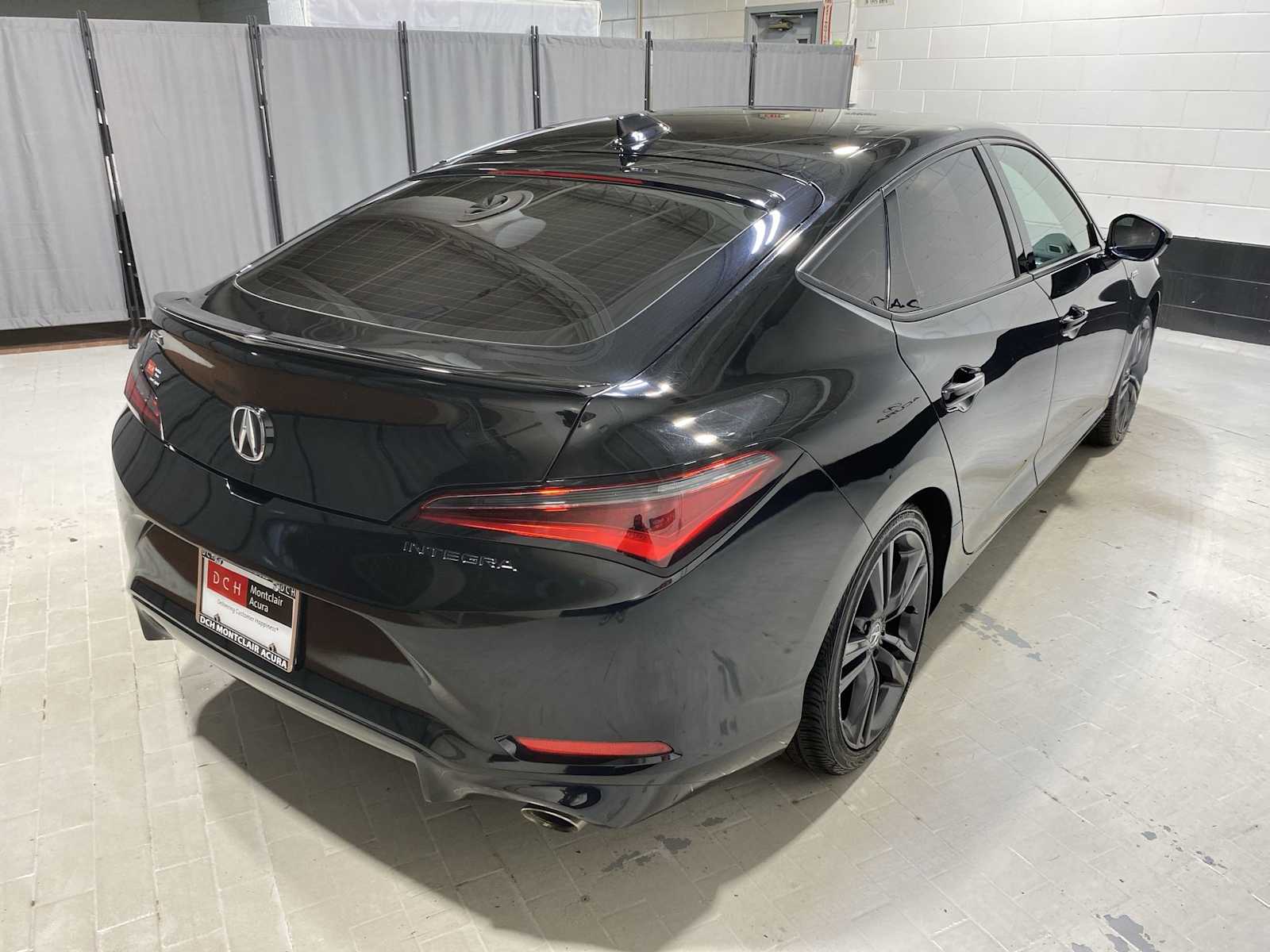 Thumbnail: 2024 Acura Integra - 26