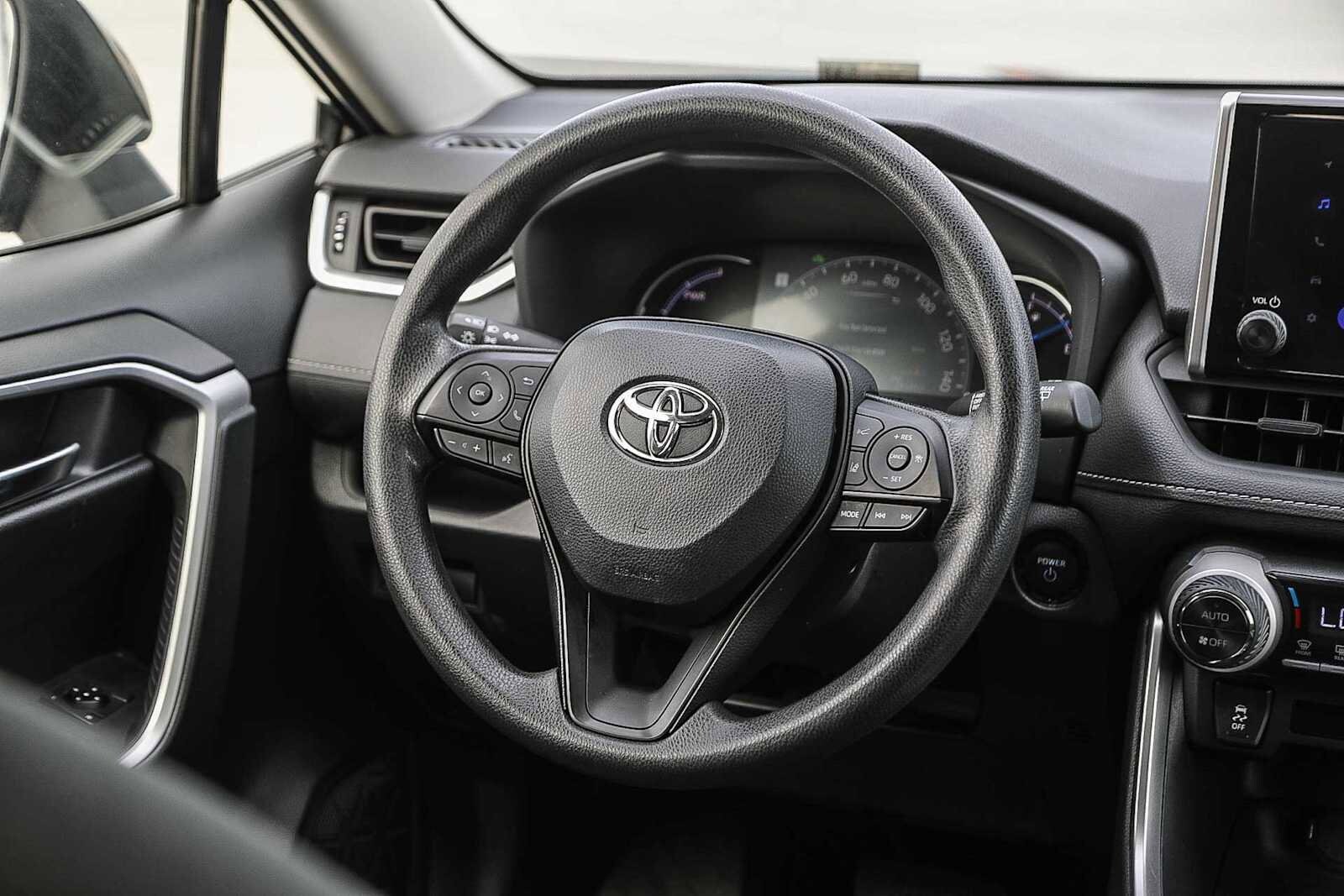 Thumbnail: 2024 Toyota RAV4 - 15