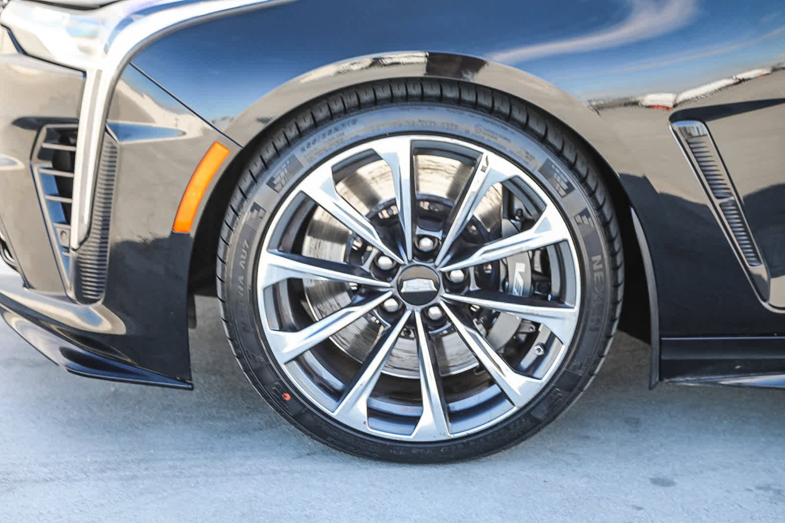 Thumbnail: 2025 Cadillac CT4 - 10