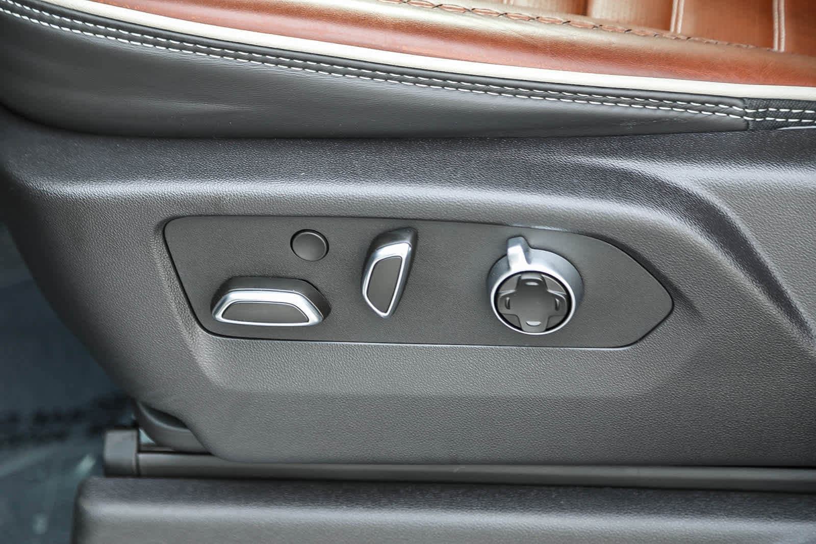 Thumbnail: 2025 GMC Sierra 1500 - 19