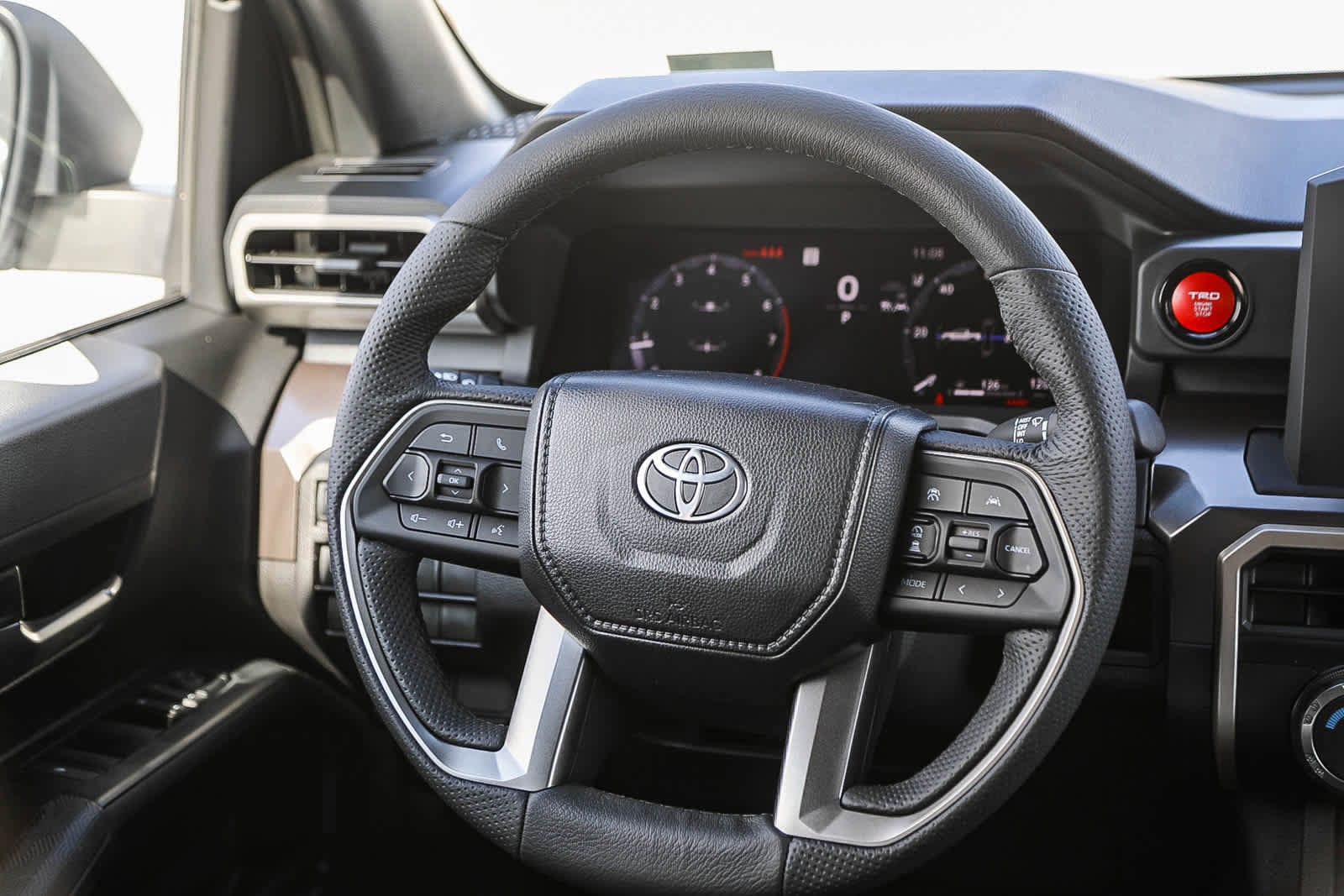 Thumbnail: 2025 Toyota Tacoma - 17