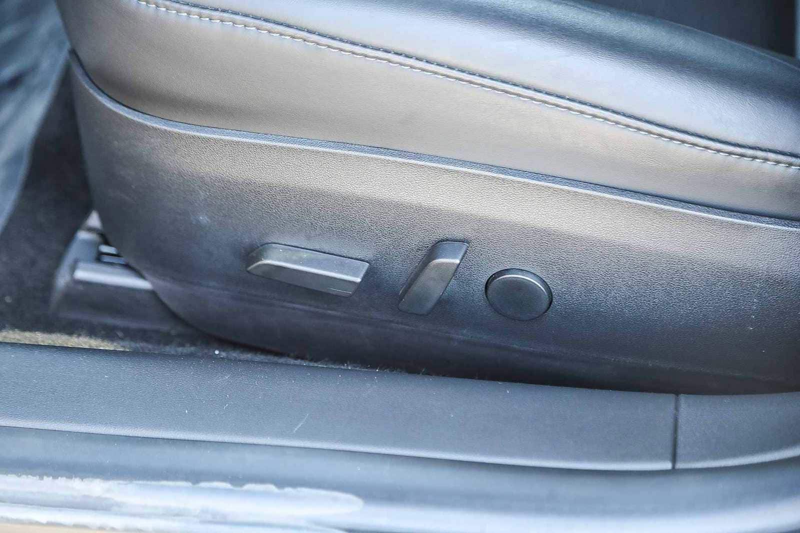 Thumbnail: 2018 Tesla Model 3 - 18