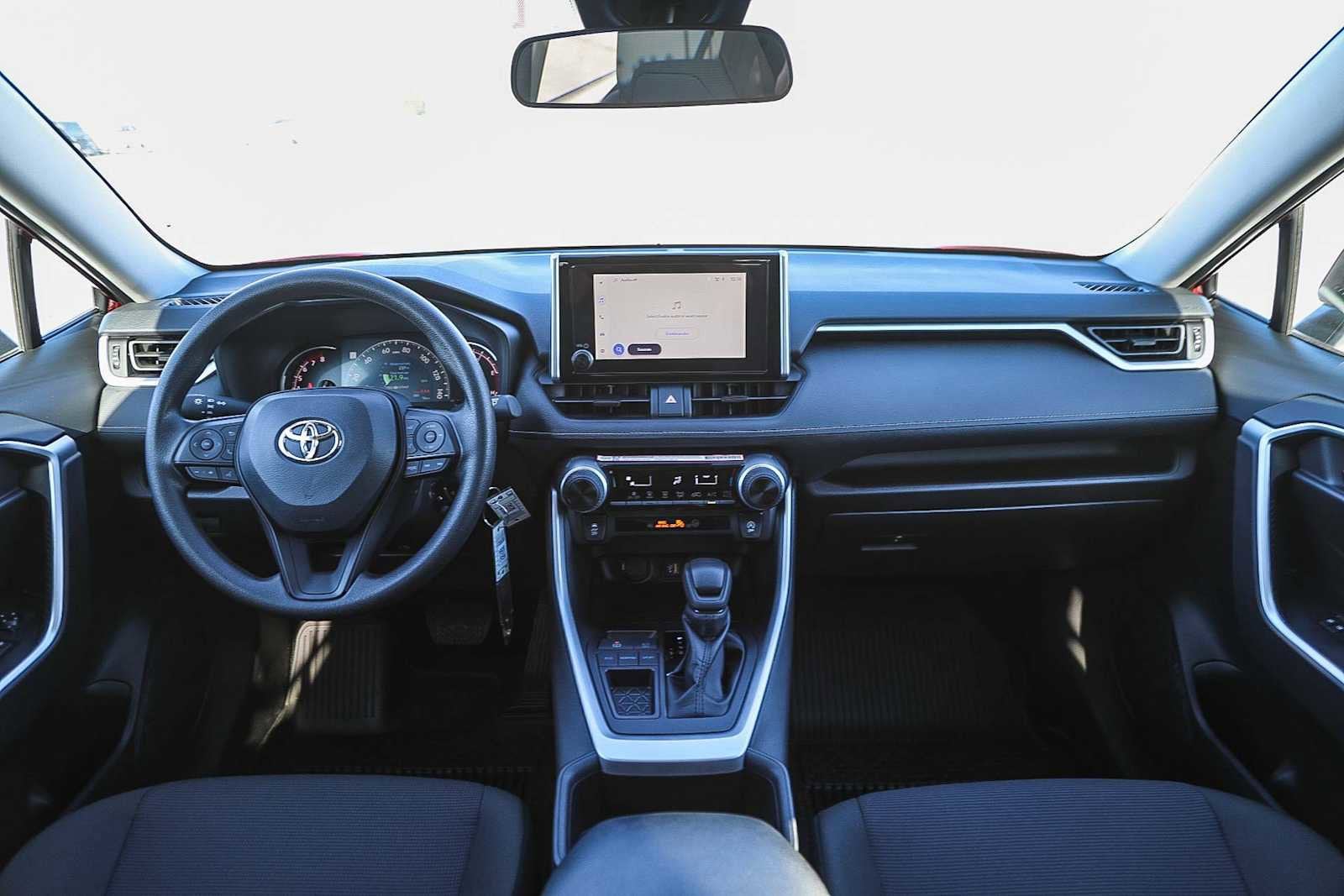 Thumbnail: 2025 Toyota RAV4 - 12