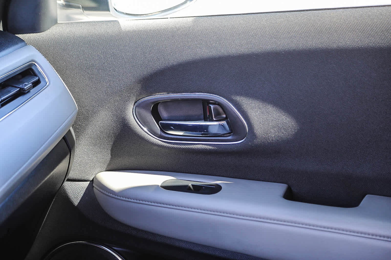 Thumbnail: 2022 Honda HR-V - 20