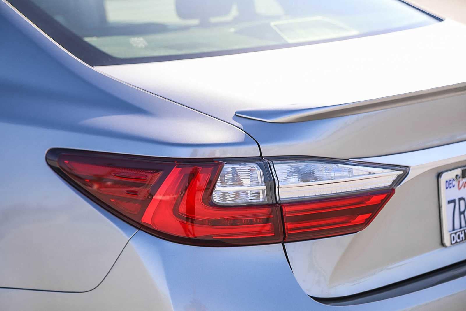 Thumbnail: 2016 Lexus ES - 9