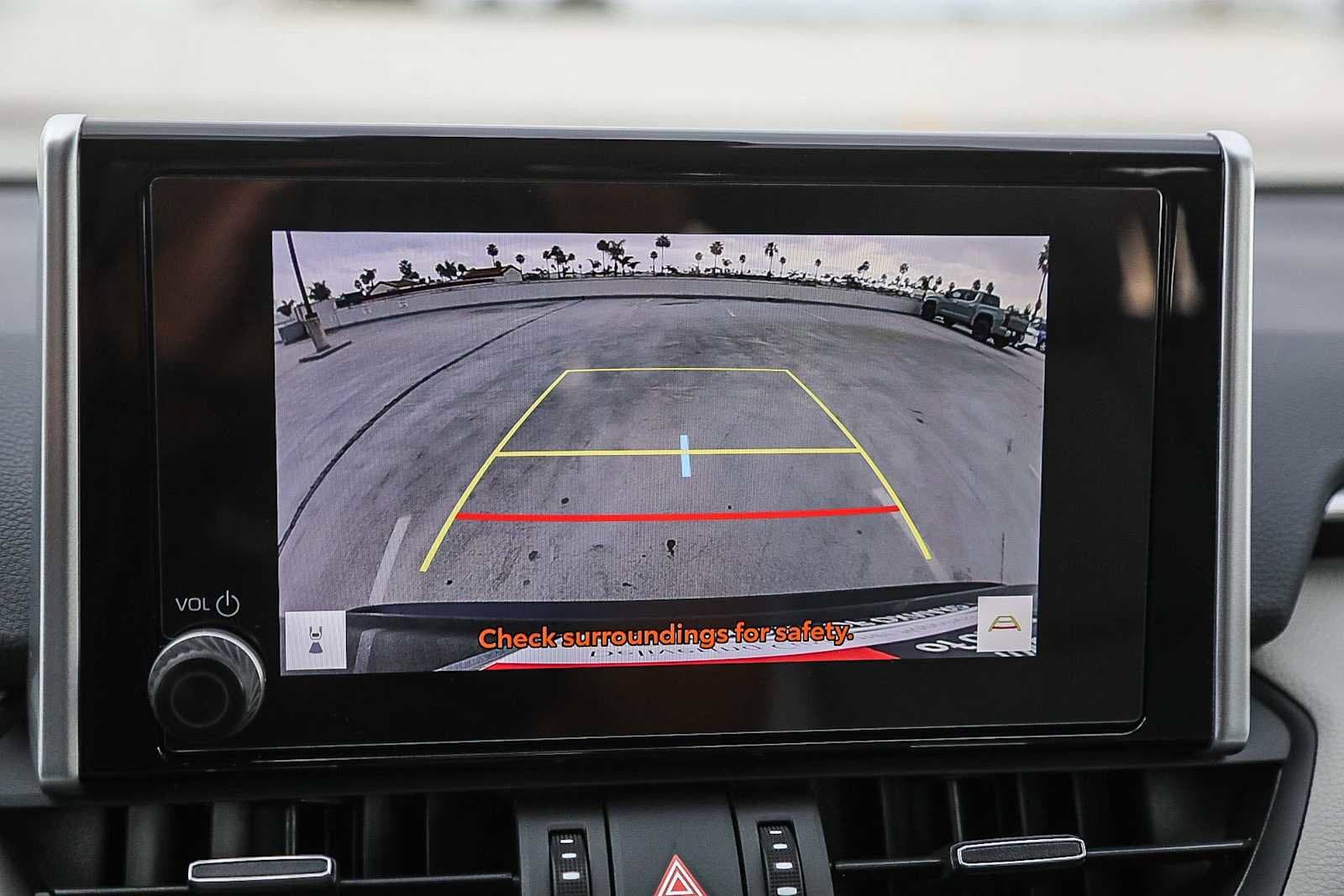 Thumbnail: 2025 Toyota RAV4 - 25