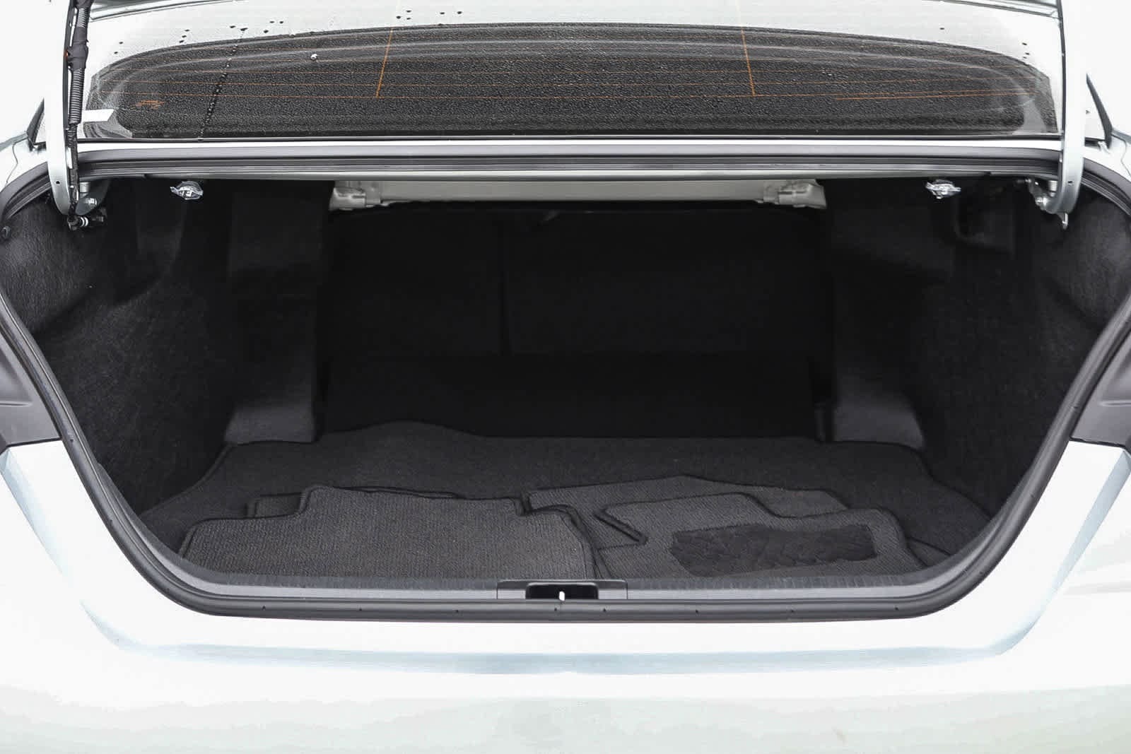 Thumbnail: 2025 Toyota Camry - 24