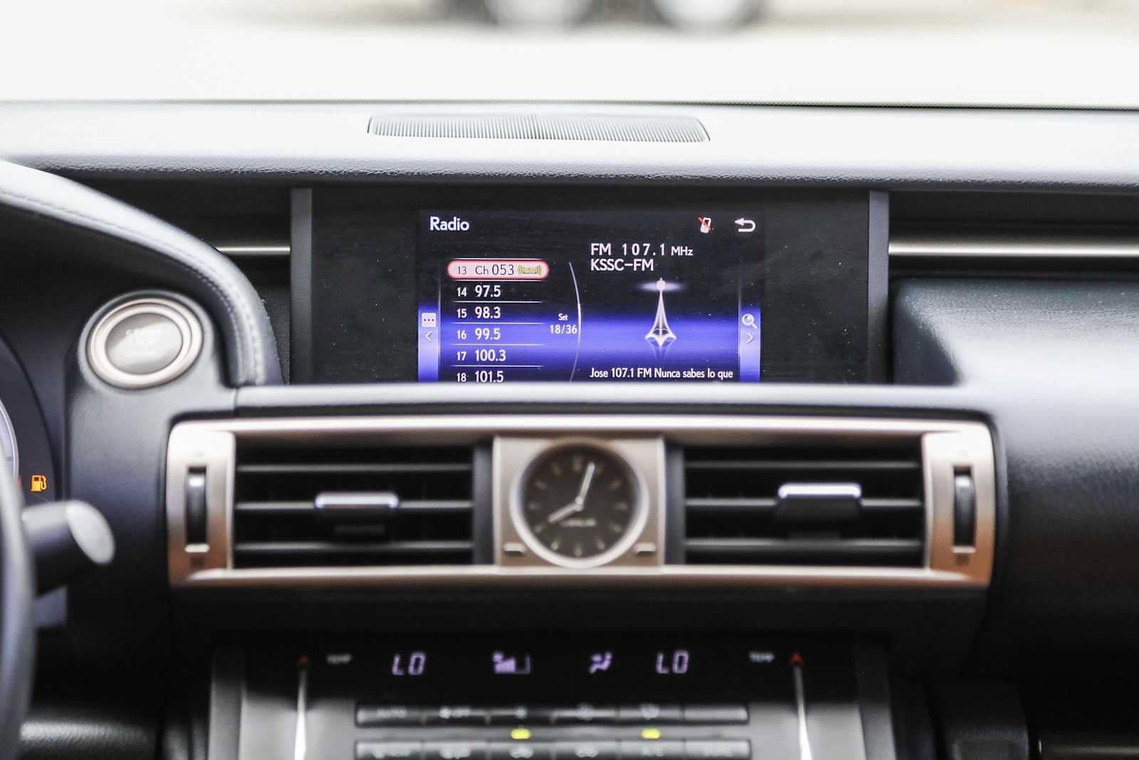 Thumbnail: 2014 Lexus IS - 13