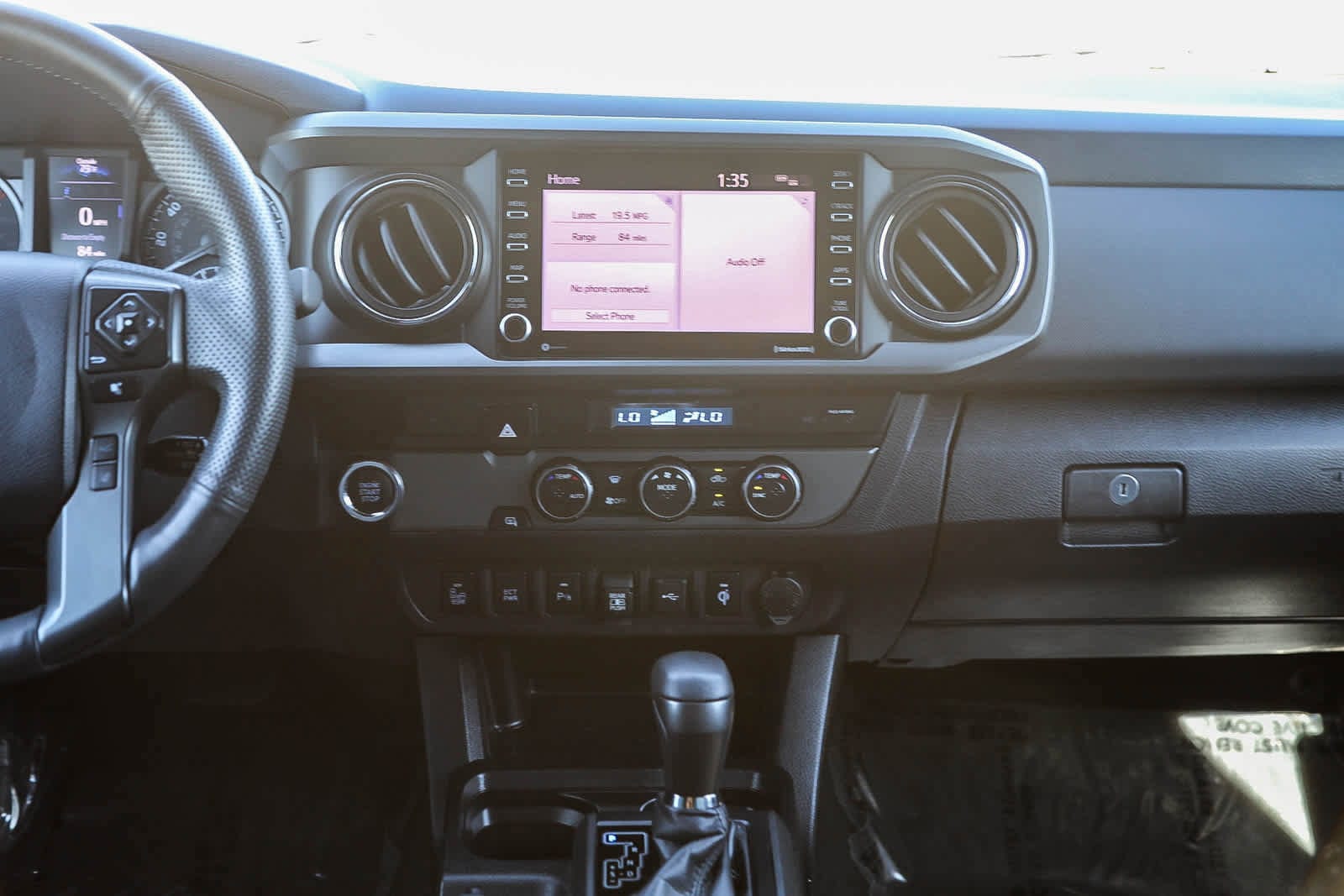 Thumbnail: 2022 Toyota Tacoma - 14