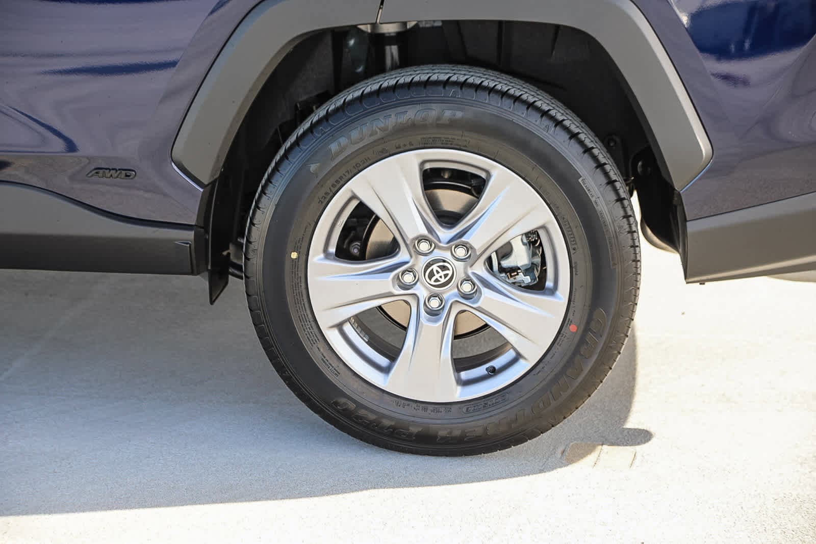 Thumbnail: 2025 Toyota RAV4 - 11