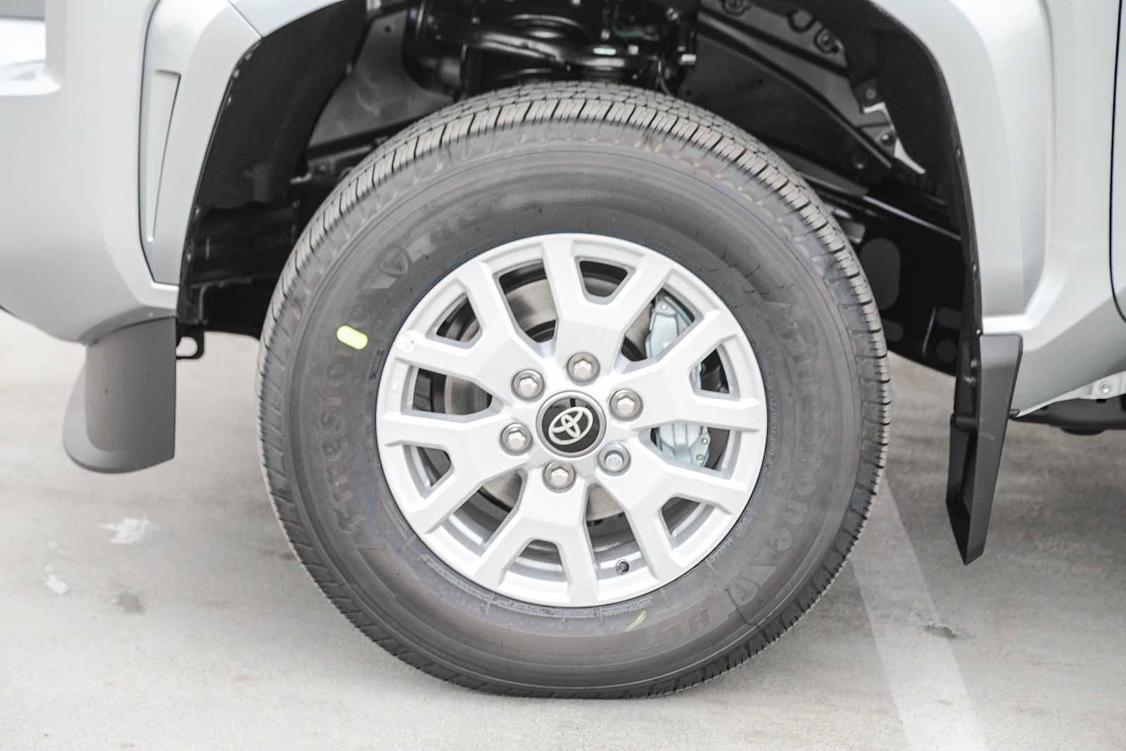 2025 Toyota Tacoma SR5 9