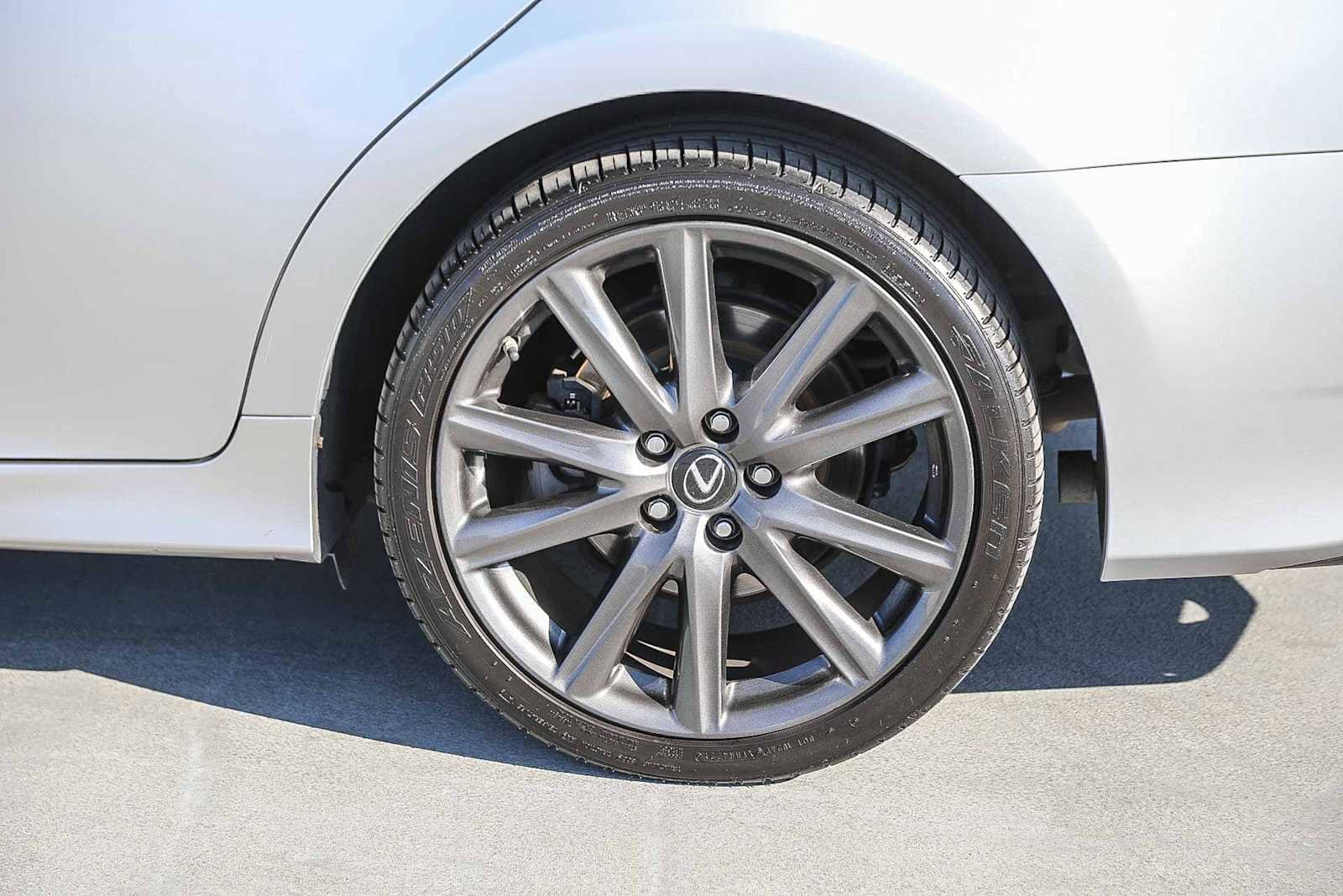 Thumbnail: 2014 Lexus GS - 10