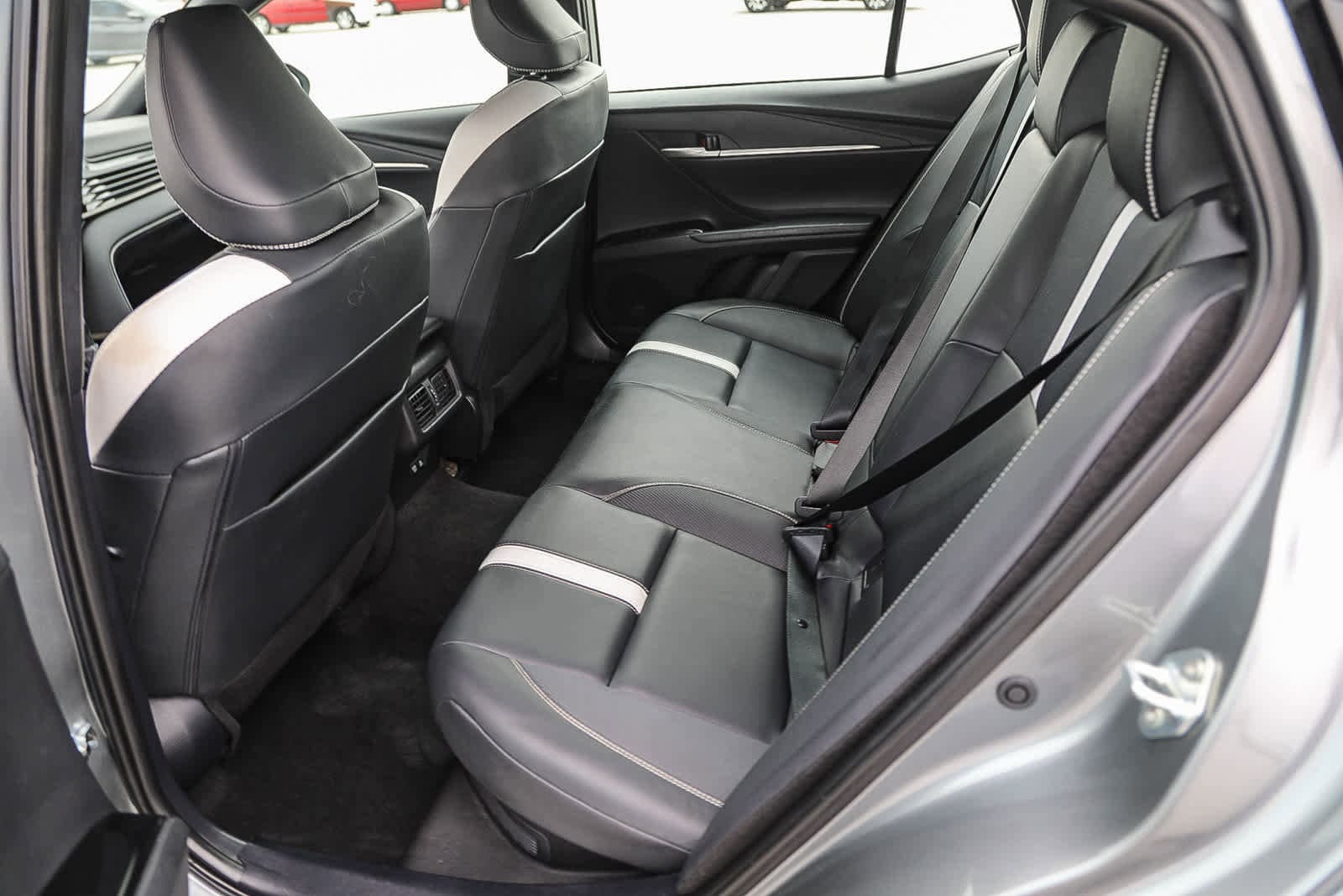 Thumbnail: 2025 Toyota Camry - 18