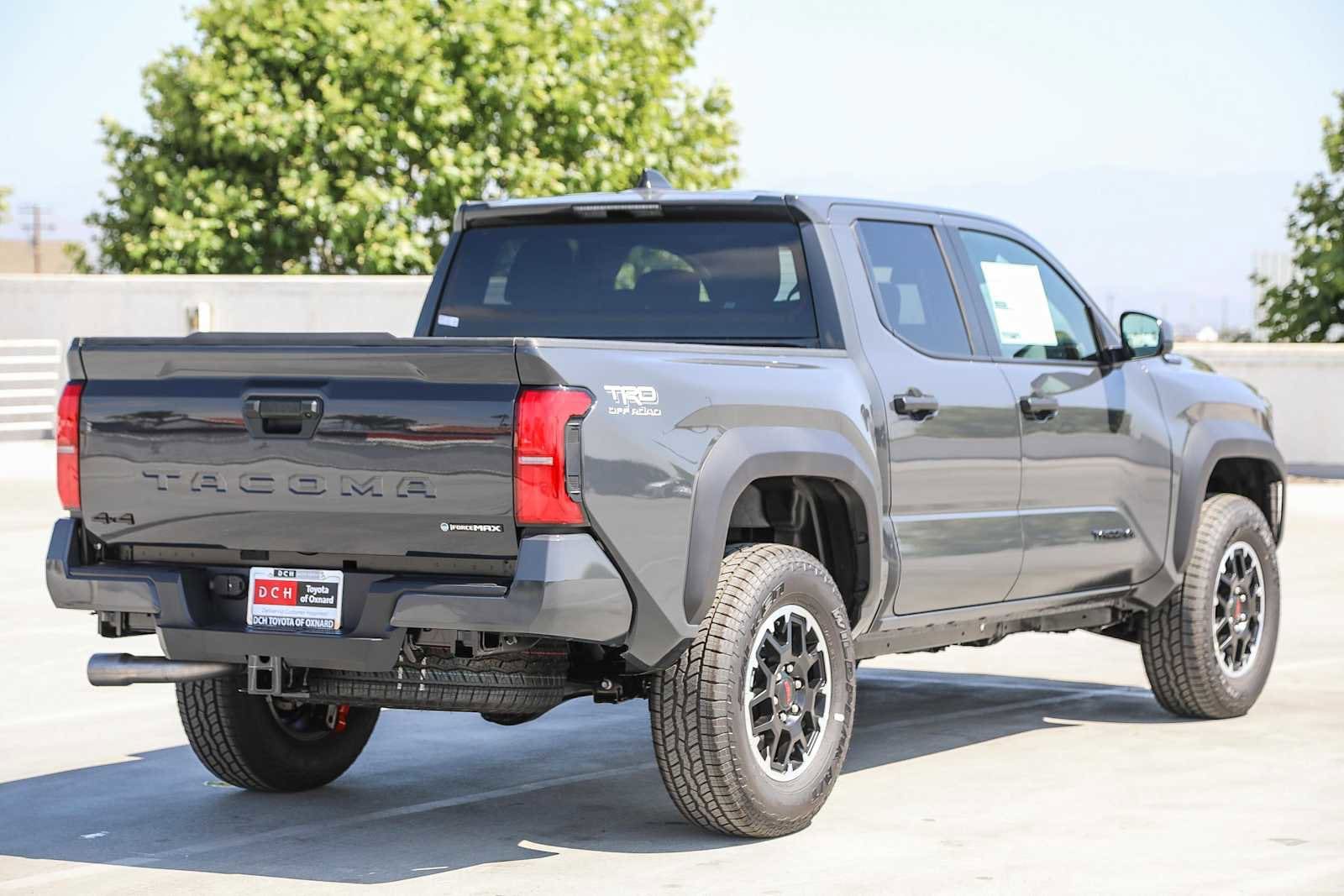 2025 Toyota Tacoma TRD Off-Road 4