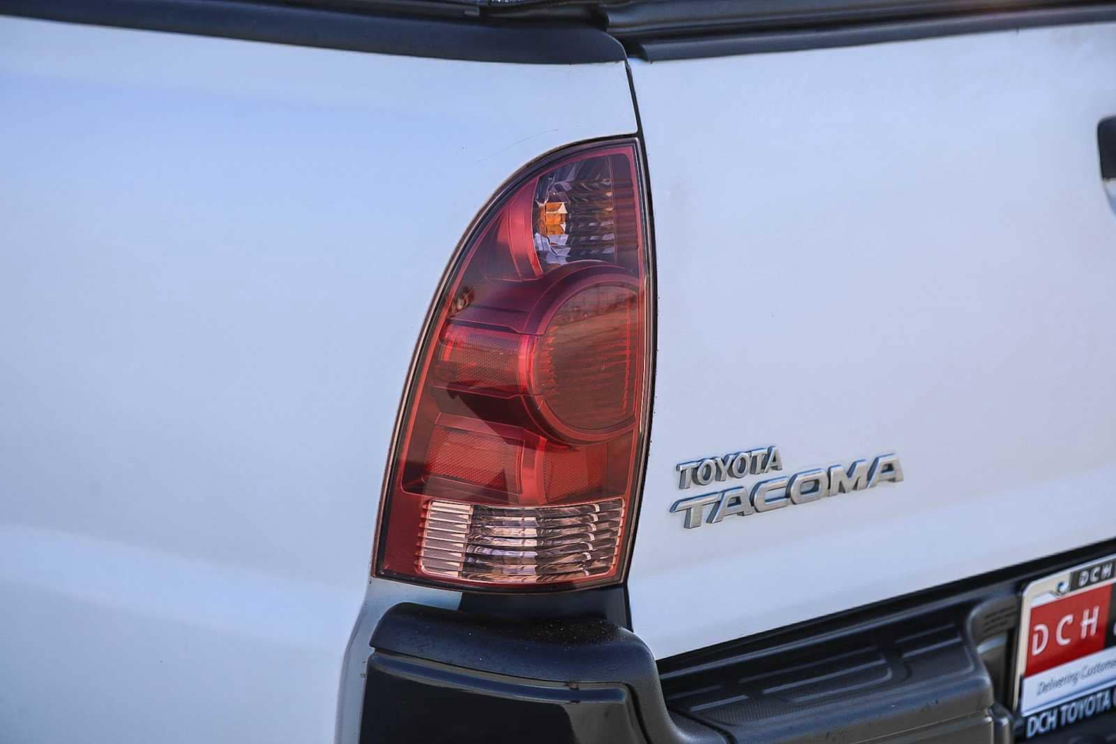 Thumbnail: 2013 Toyota Tacoma - 9
