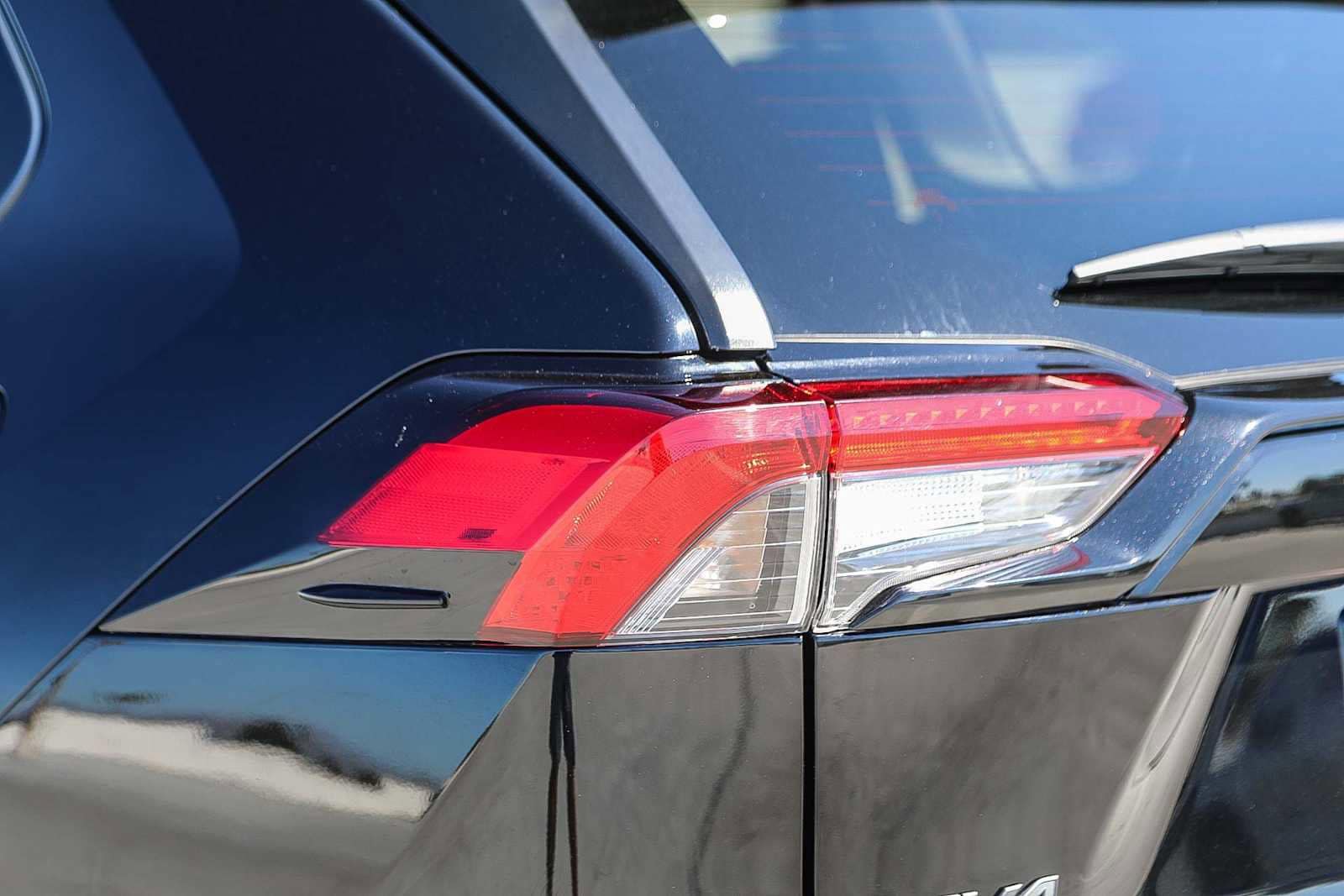 Thumbnail: 2024 Toyota RAV4 - 9